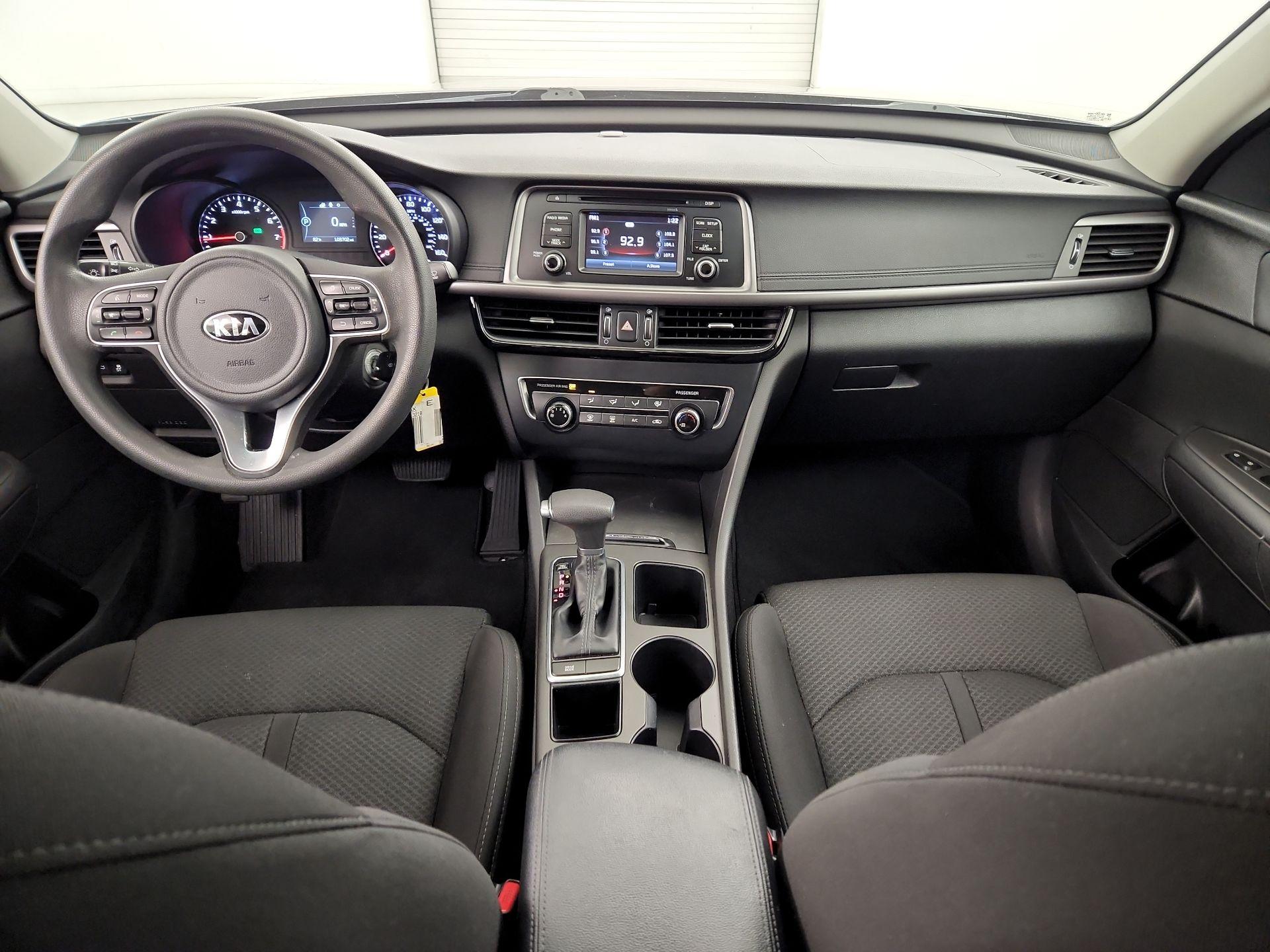 Thumbnail: 2017 Kia Optima - 9