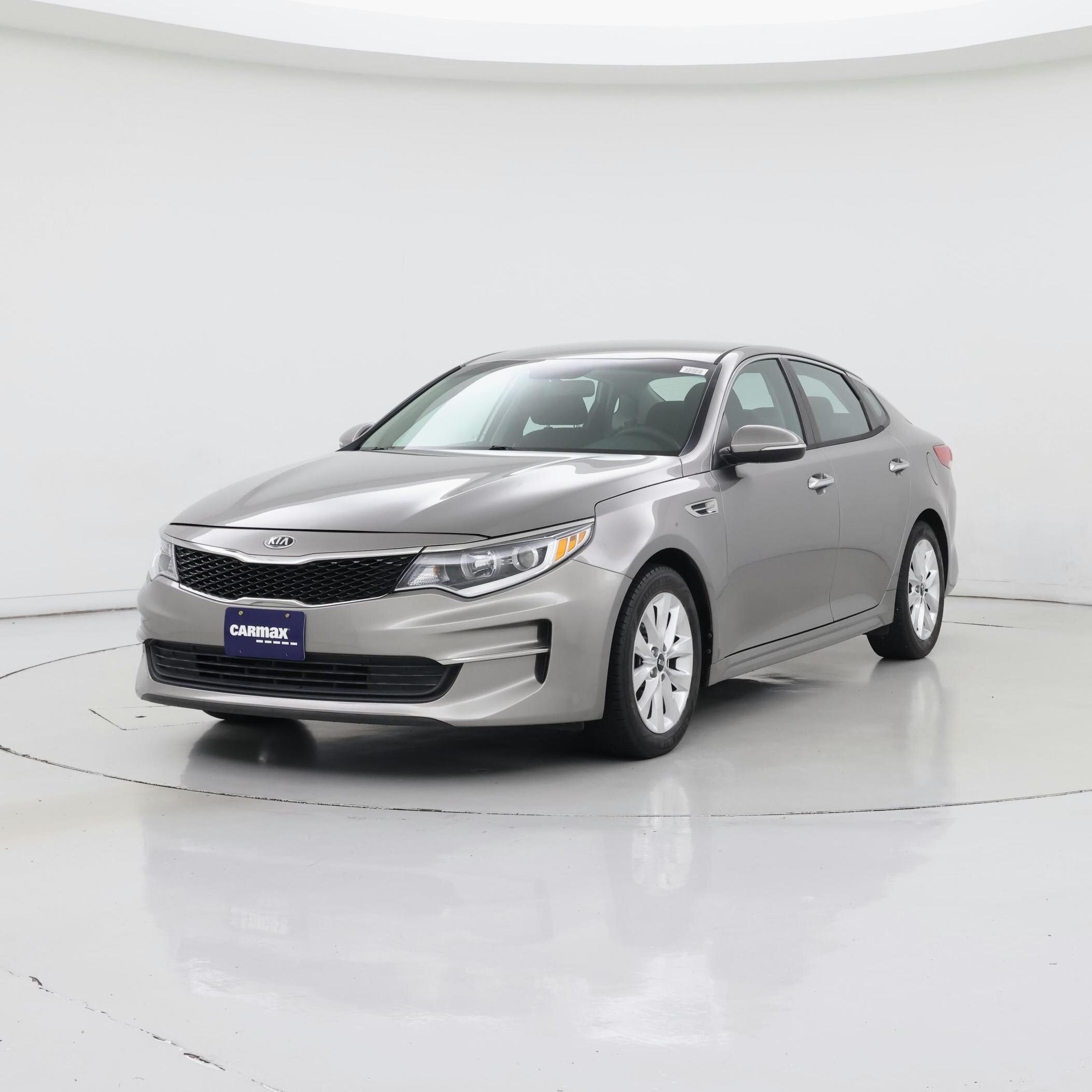 Thumbnail: 2017 Kia Optima - 4