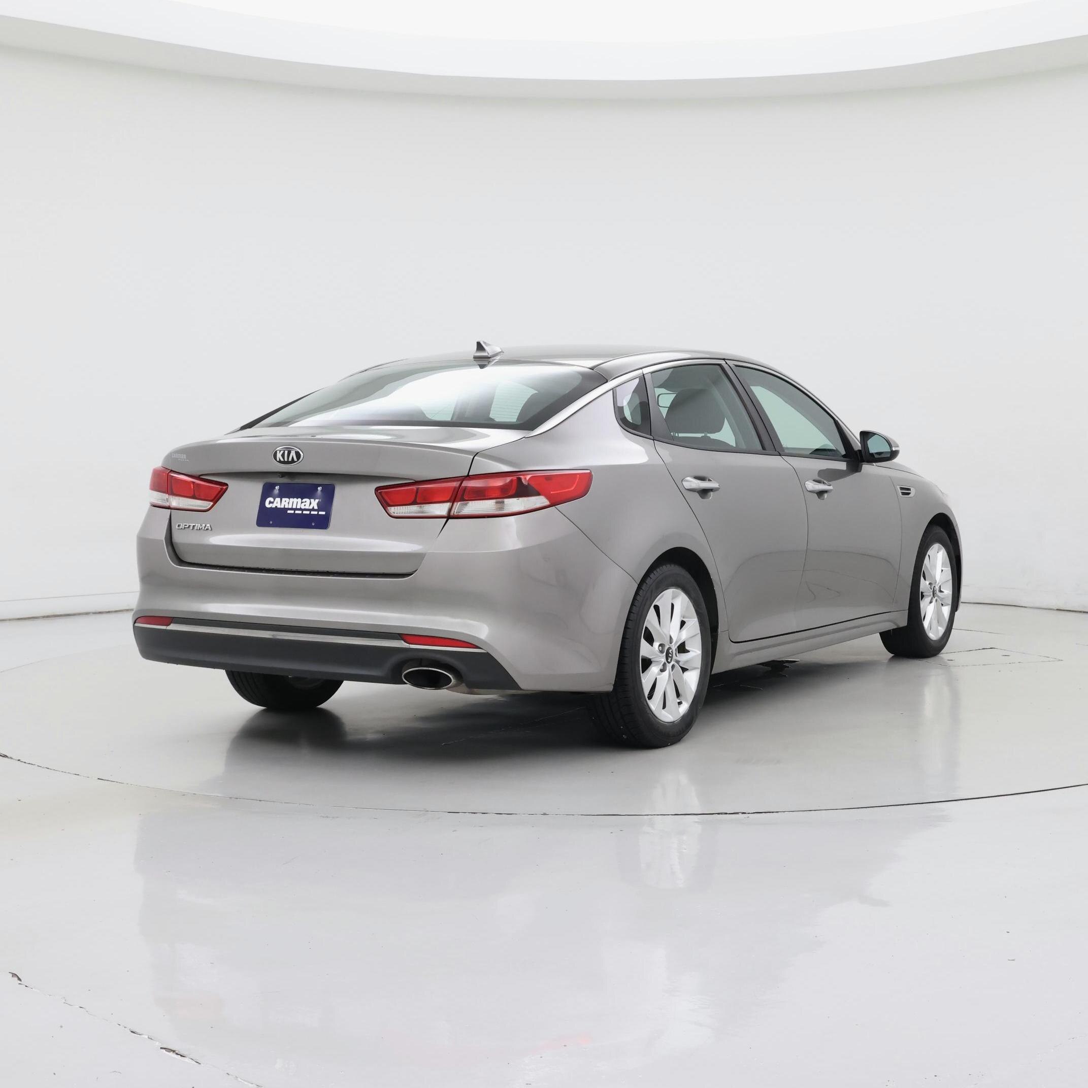Thumbnail: 2017 Kia Optima - 8