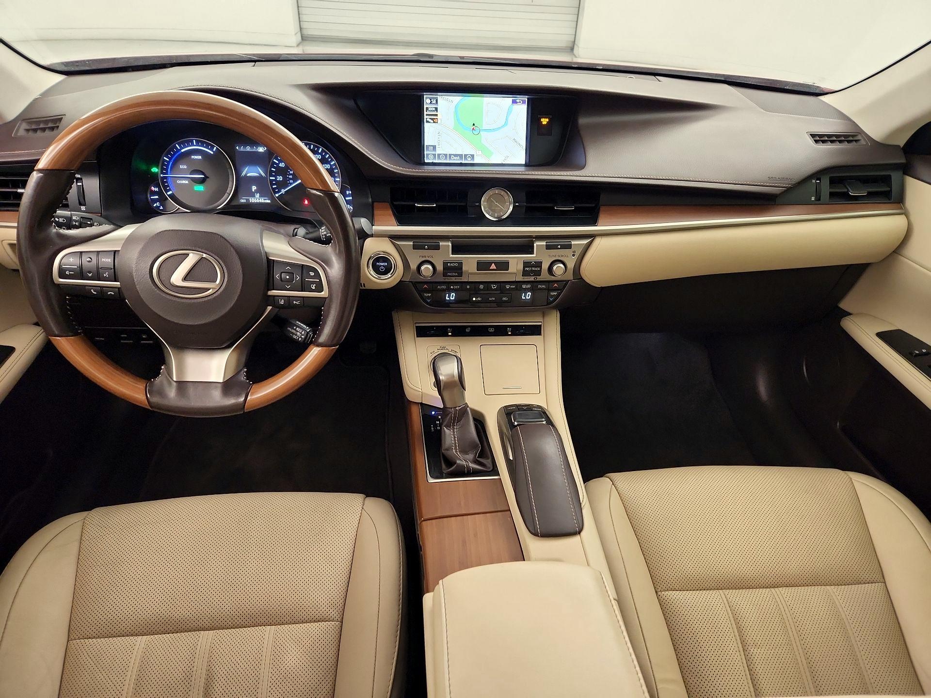 Thumbnail: 2018 Lexus ES - 9