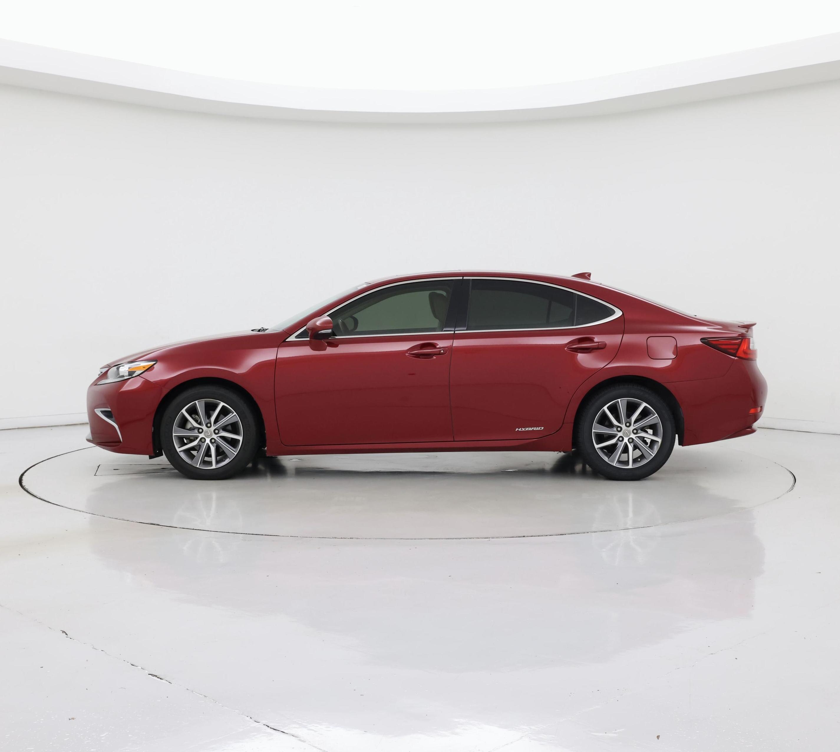 Thumbnail: 2018 Lexus ES - 3