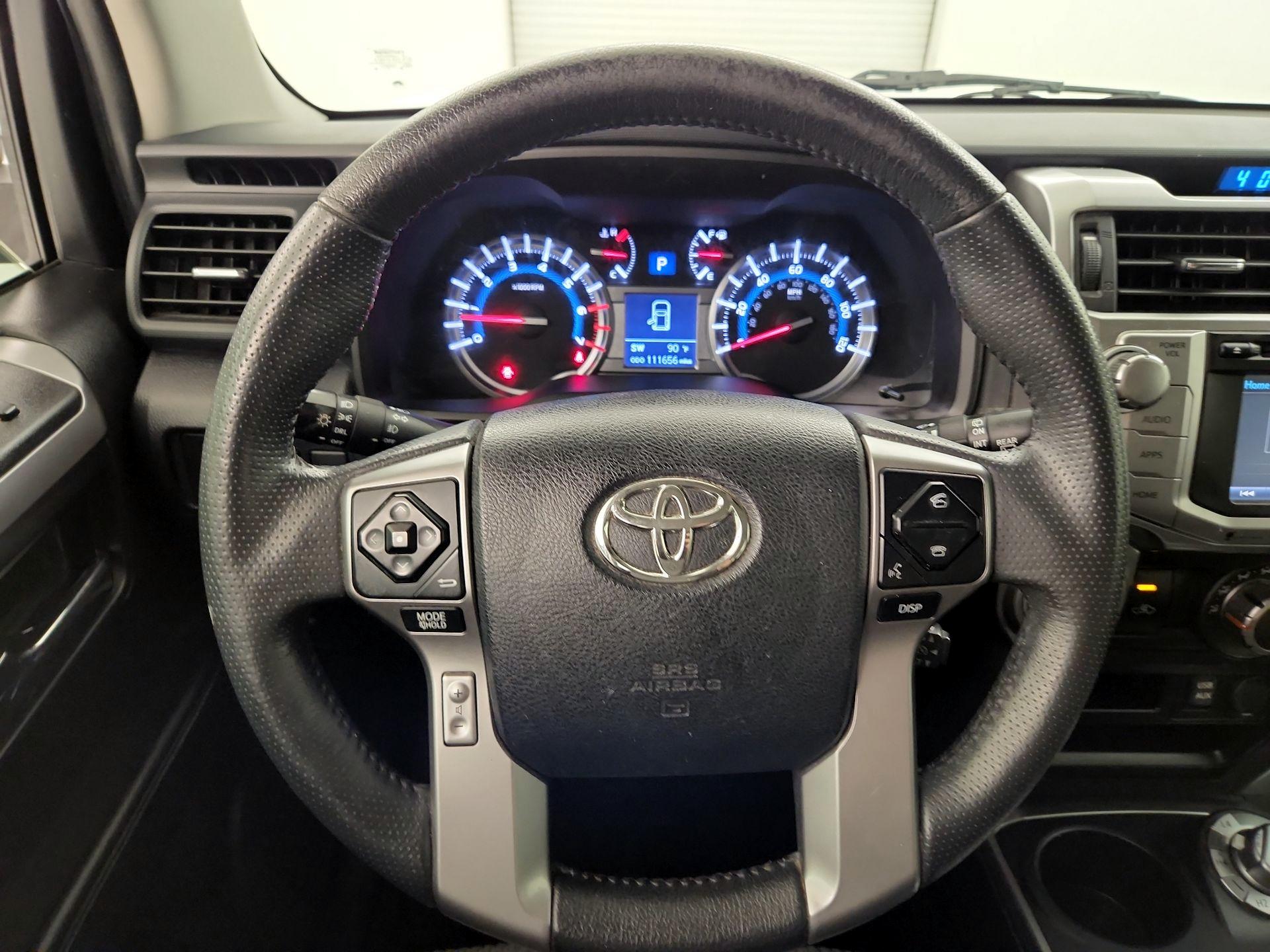 Thumbnail: 2019 Toyota 4Runner - 10