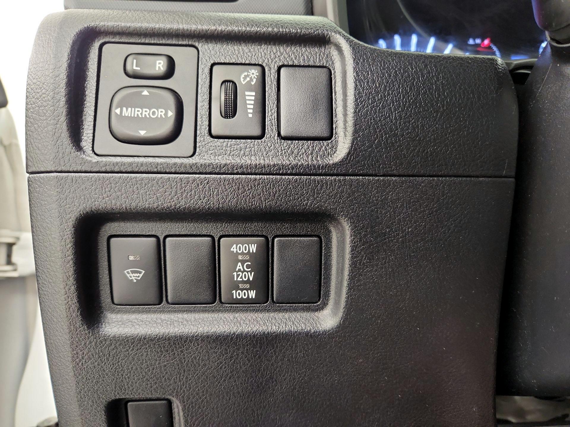 Thumbnail: 2019 Toyota 4Runner - 13