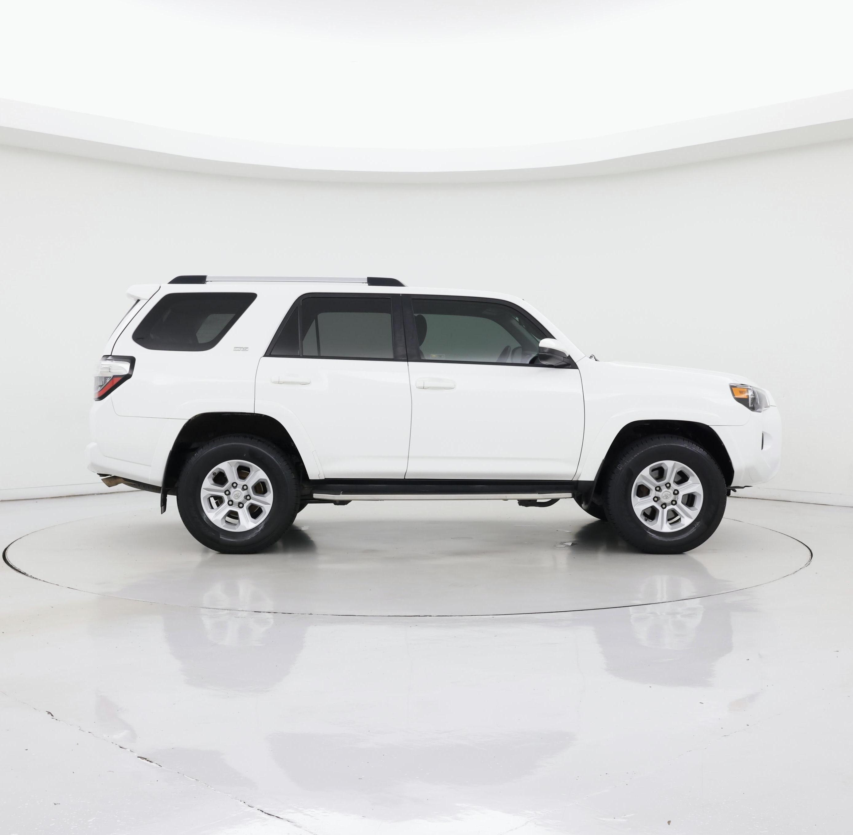 Thumbnail: 2019 Toyota 4Runner - 7
