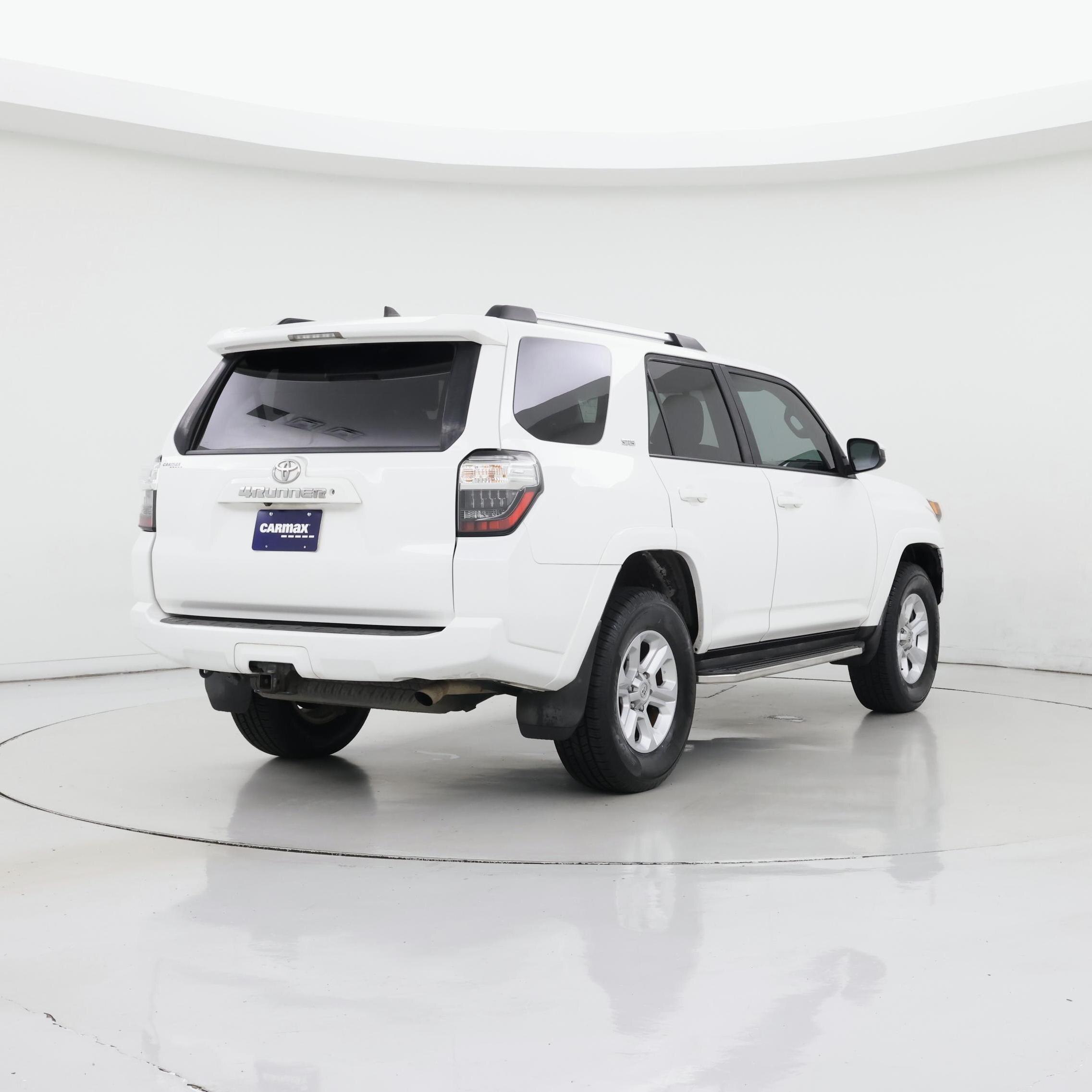 Thumbnail: 2019 Toyota 4Runner - 8