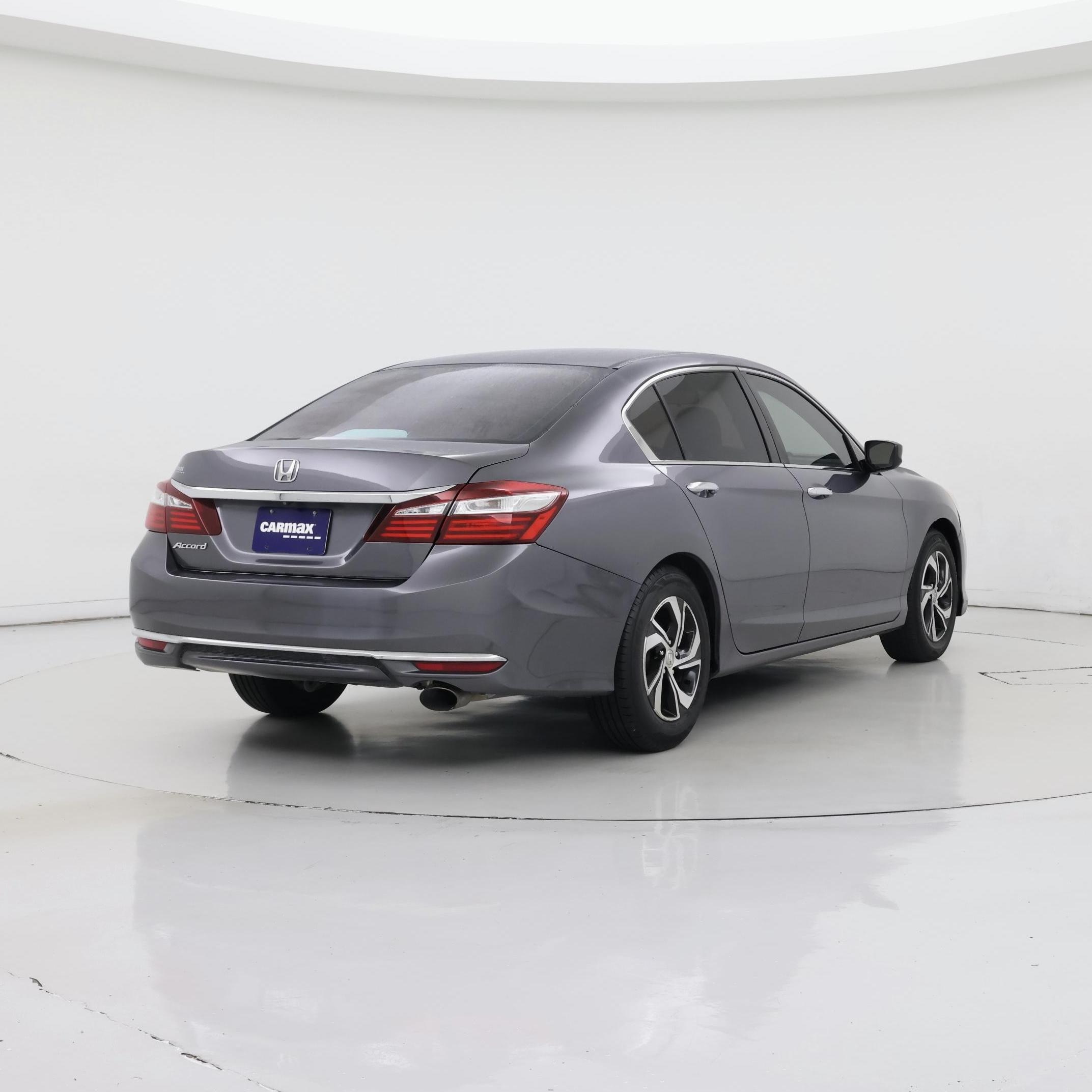 Thumbnail: 2016 Honda Accord - 8