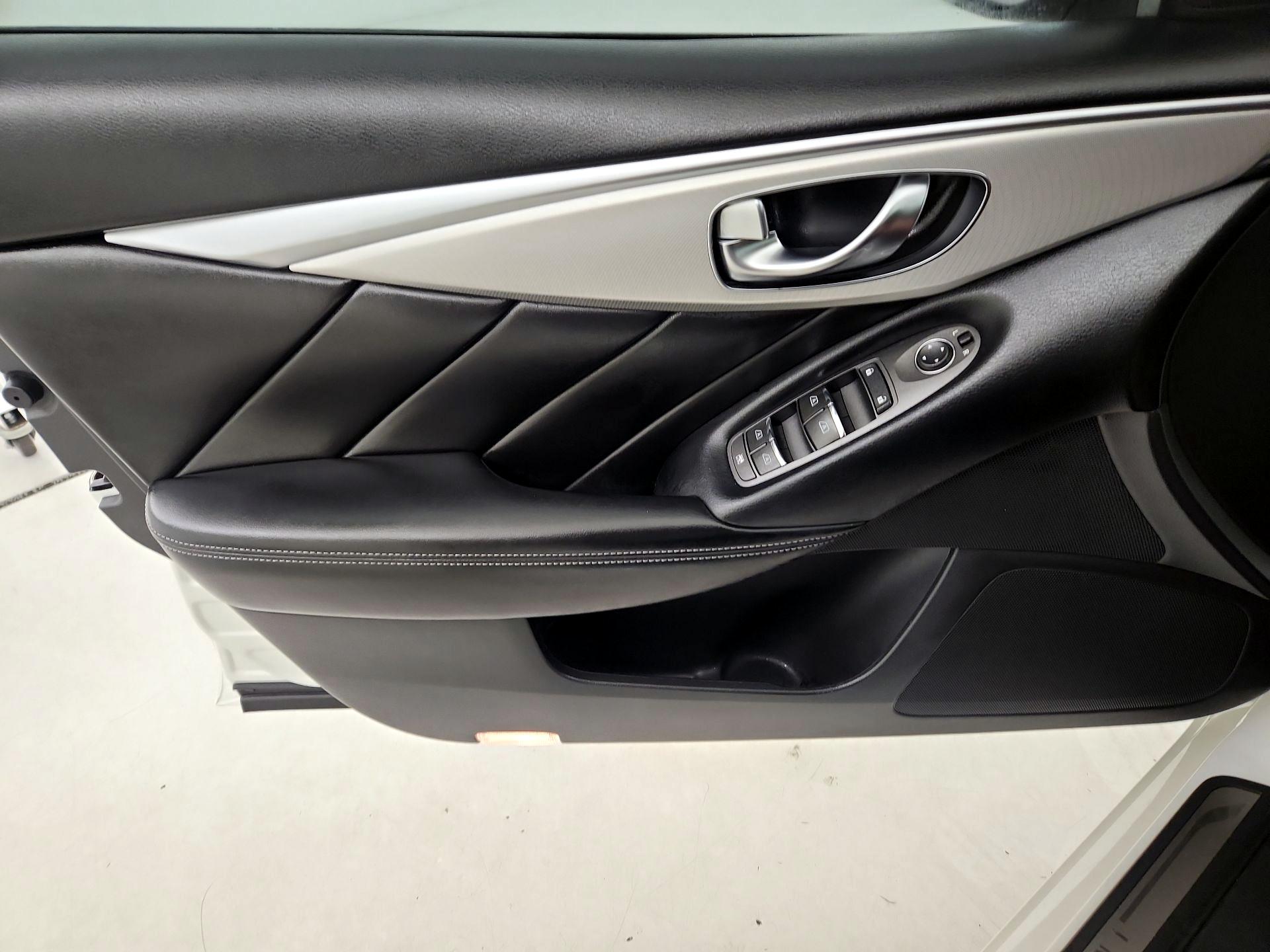 Thumbnail: 2021 INFINITI Q50 - 12