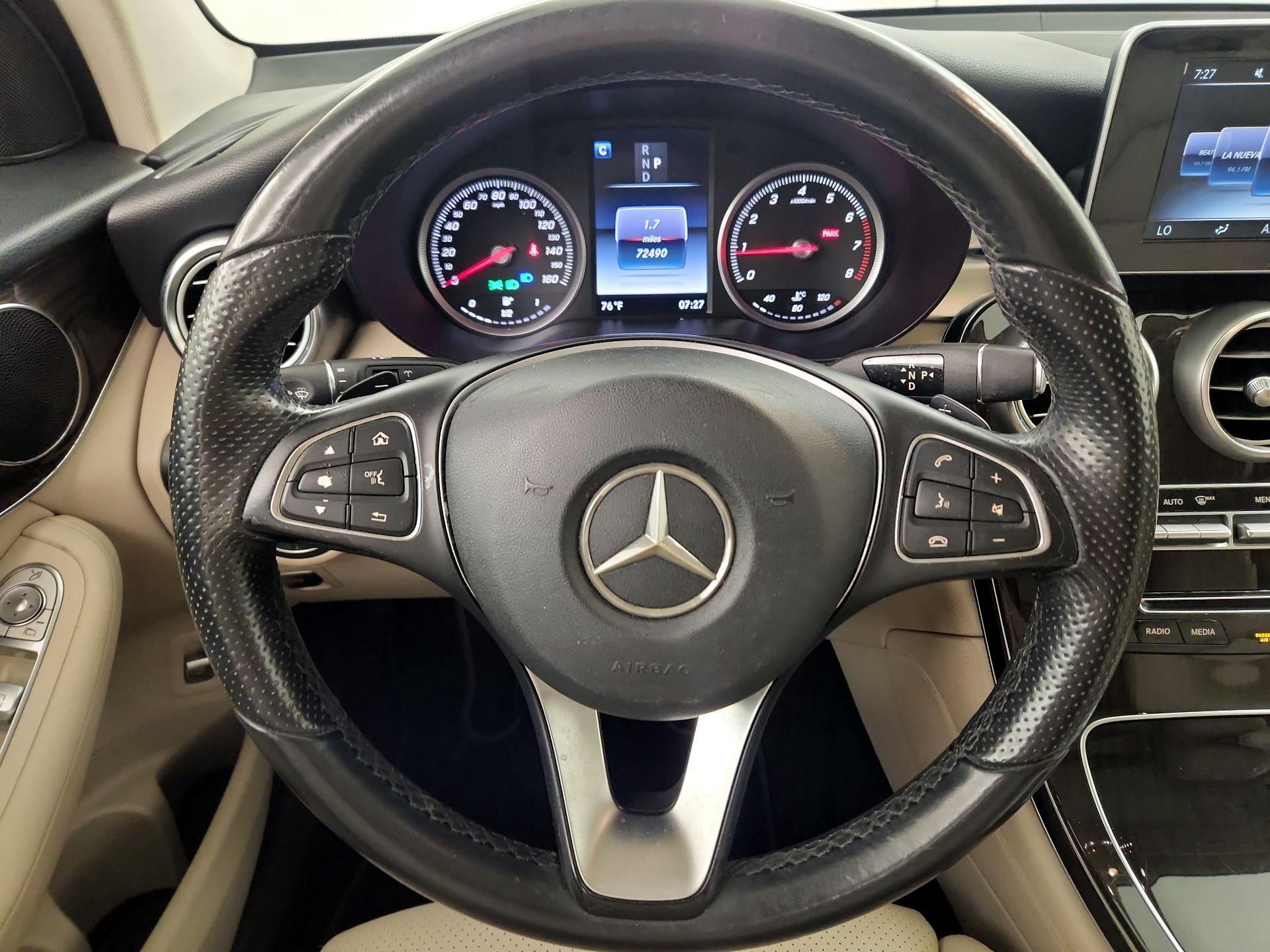 Thumbnail: 2016 Mercedes-Benz GLC - 10