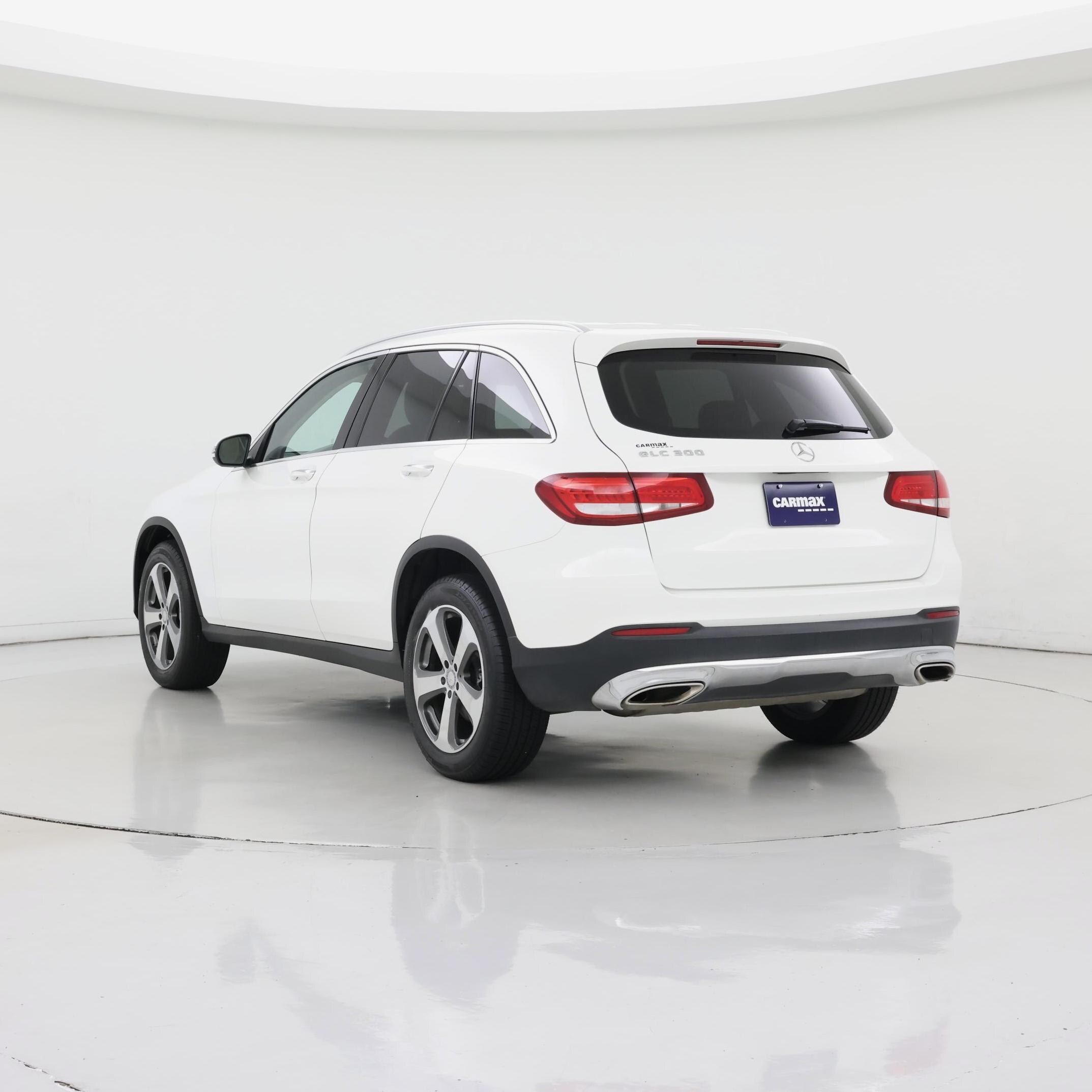 Thumbnail: 2016 Mercedes-Benz GLC - 2