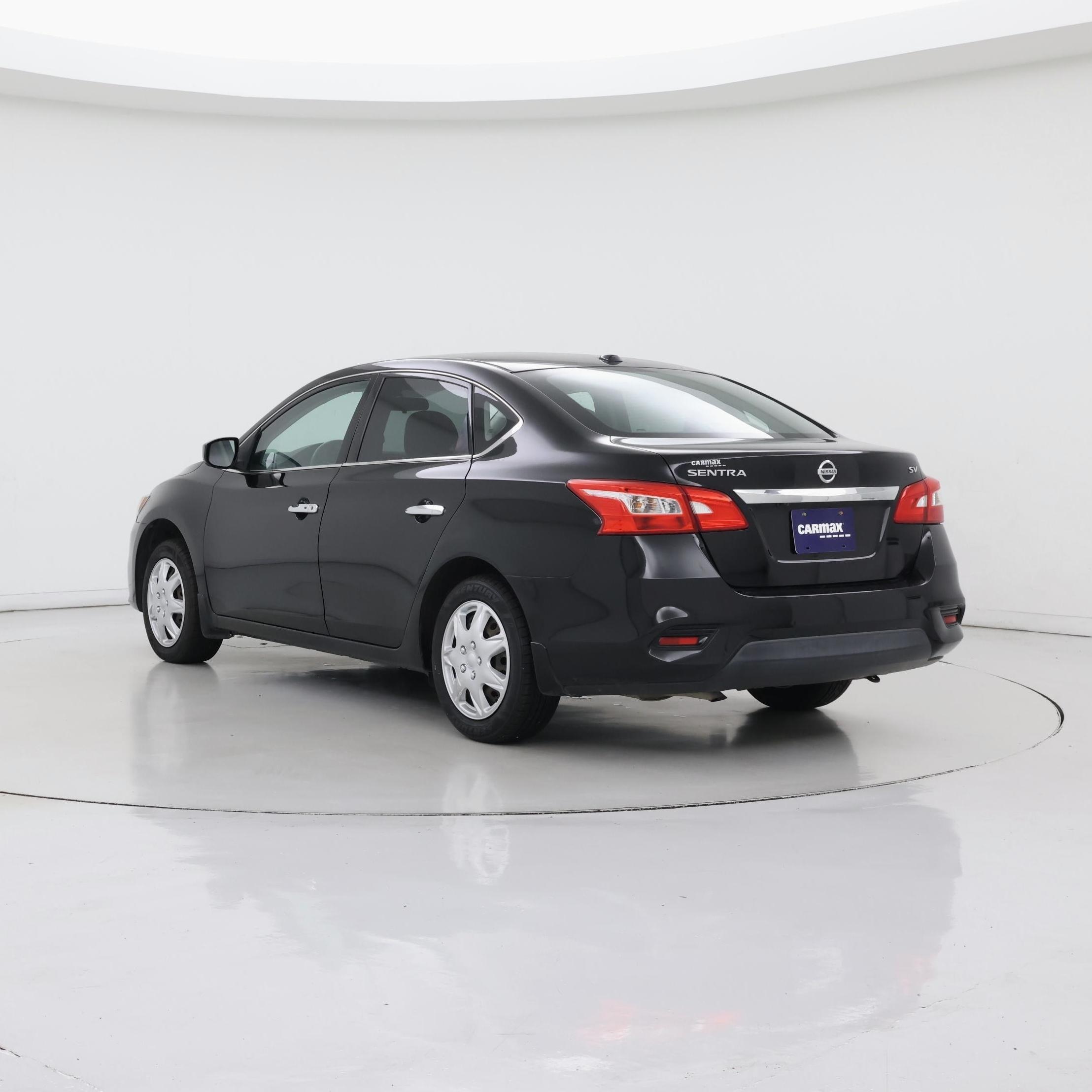 Thumbnail: 2016 Nissan Sentra - 2