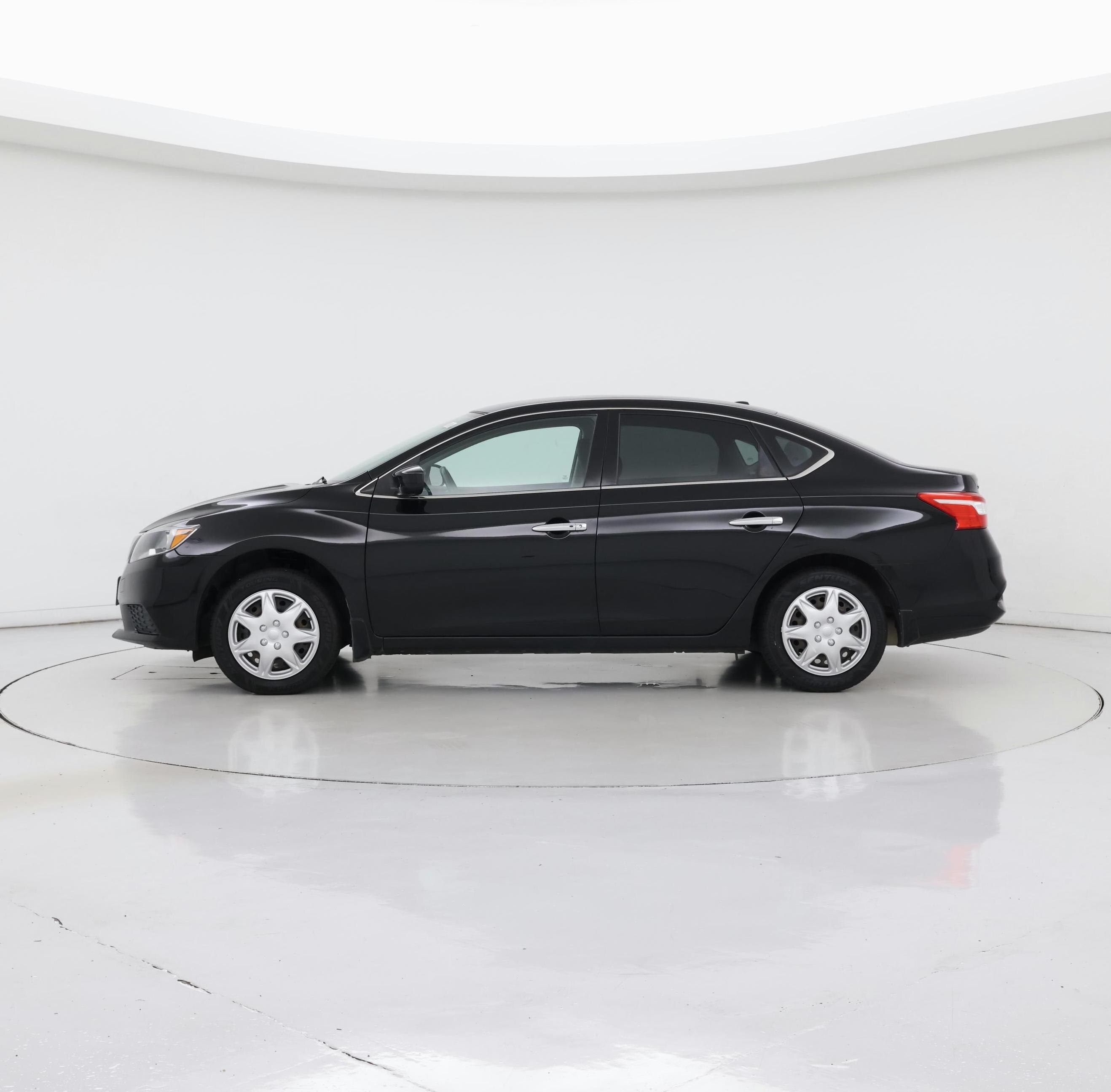 Thumbnail: 2016 Nissan Sentra - 3