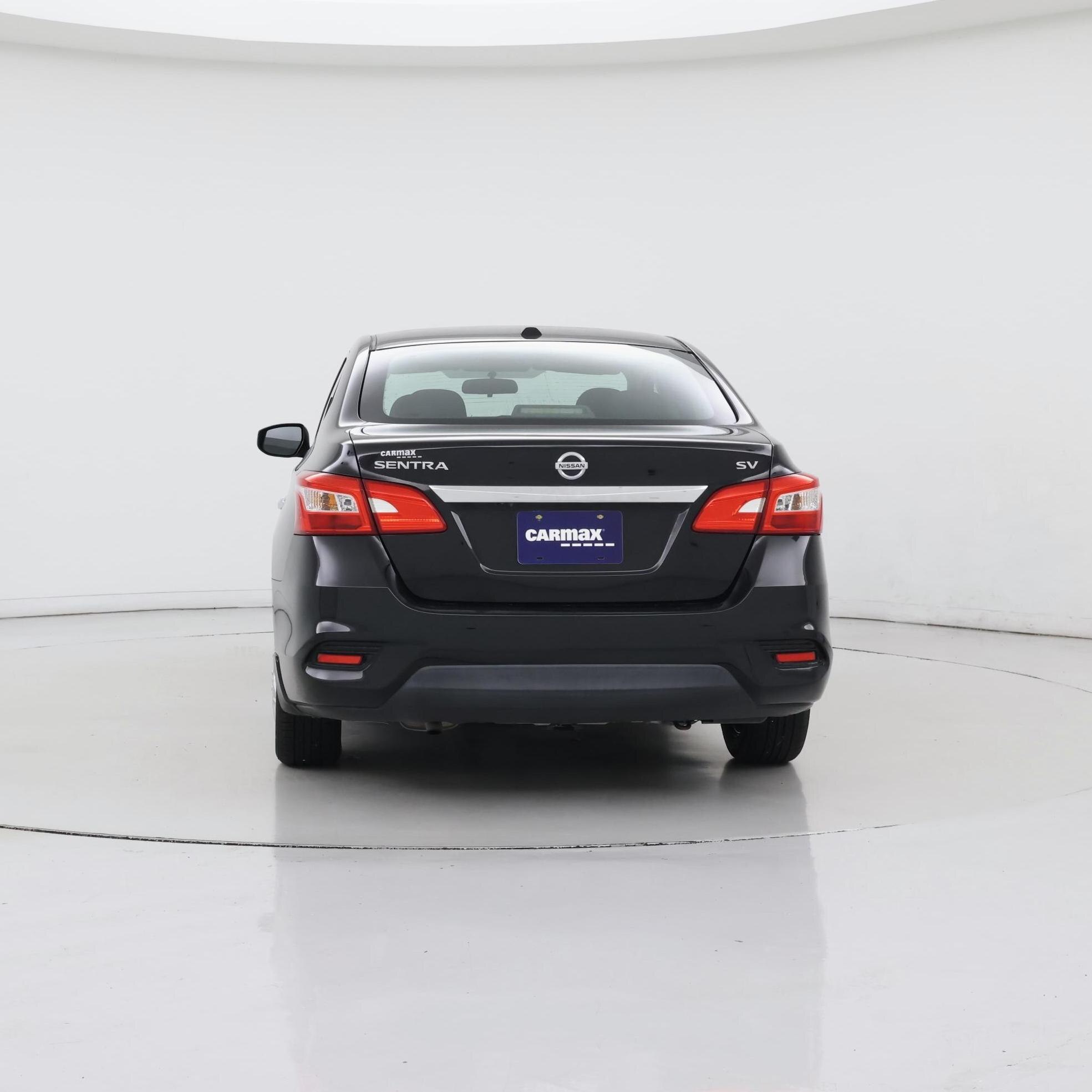 Thumbnail: 2016 Nissan Sentra - 6