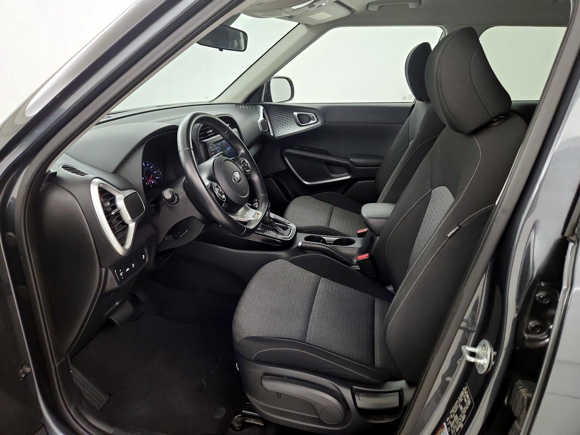 Thumbnail: 2020 Kia Soul - 11