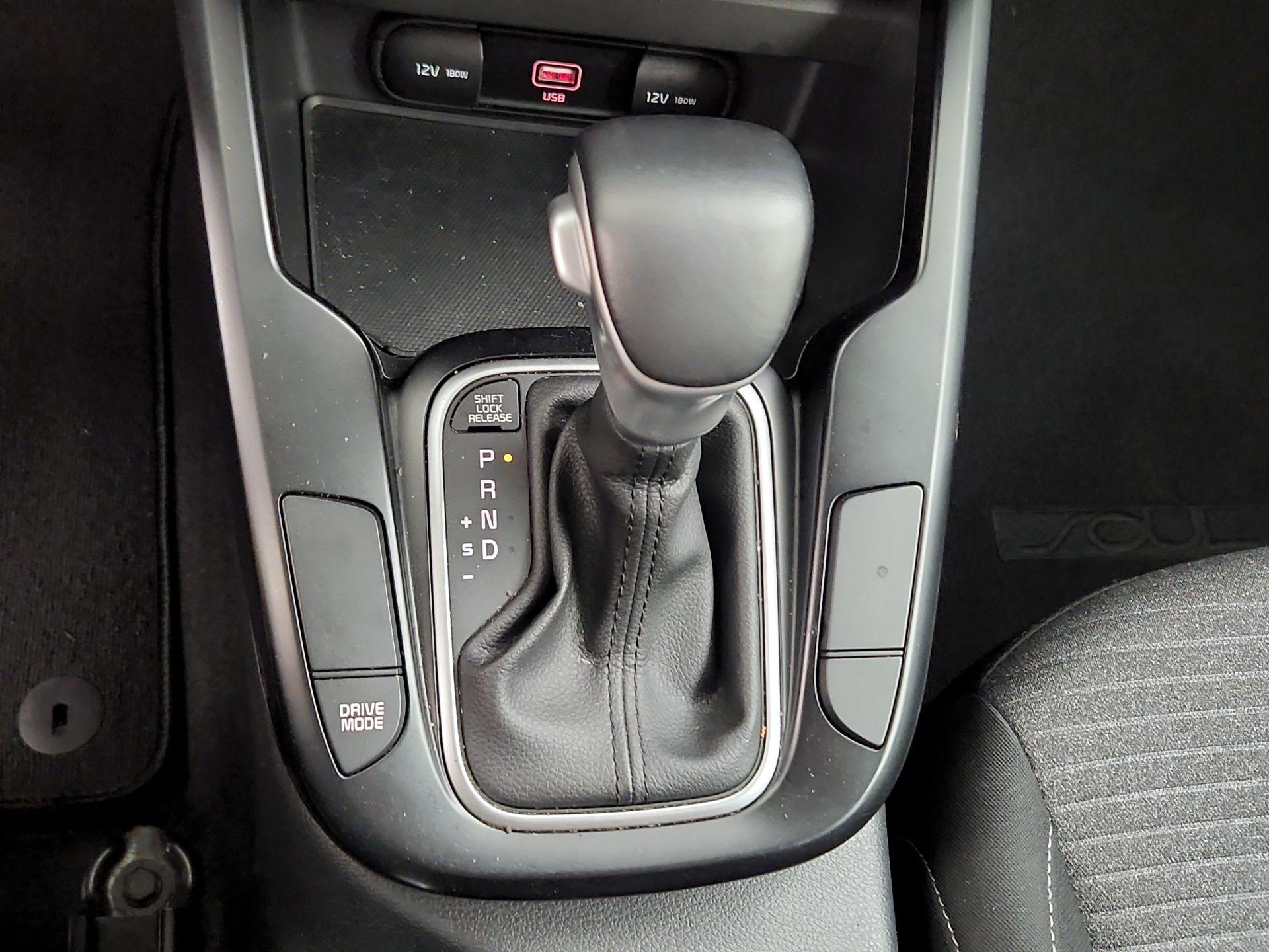 Thumbnail: 2020 Kia Soul - 17