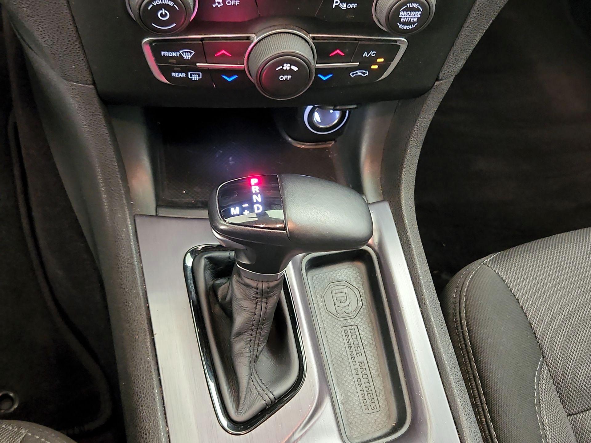 Thumbnail: 2018 Dodge Charger - 17