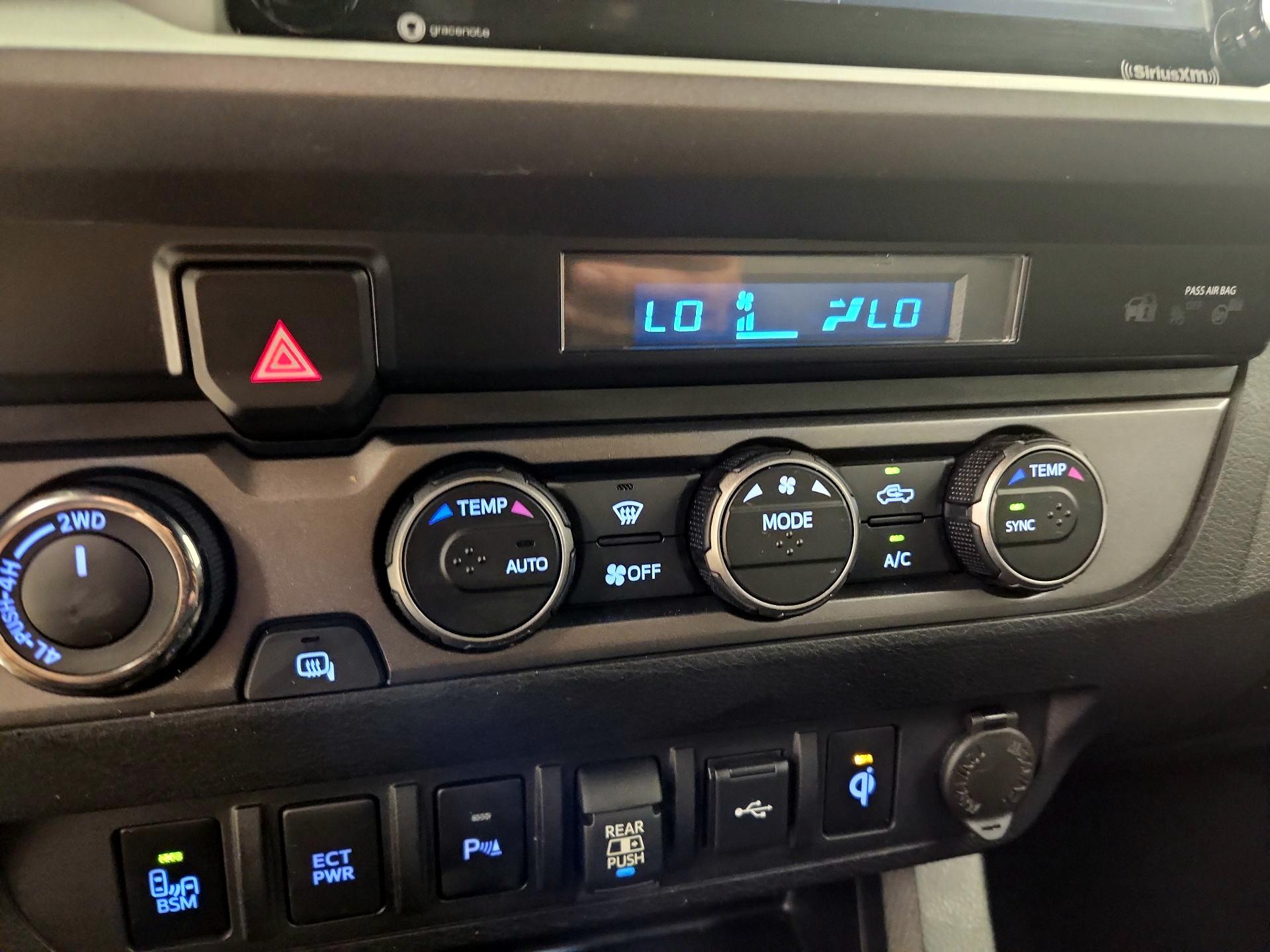 Thumbnail: 2021 Toyota Tacoma - 16