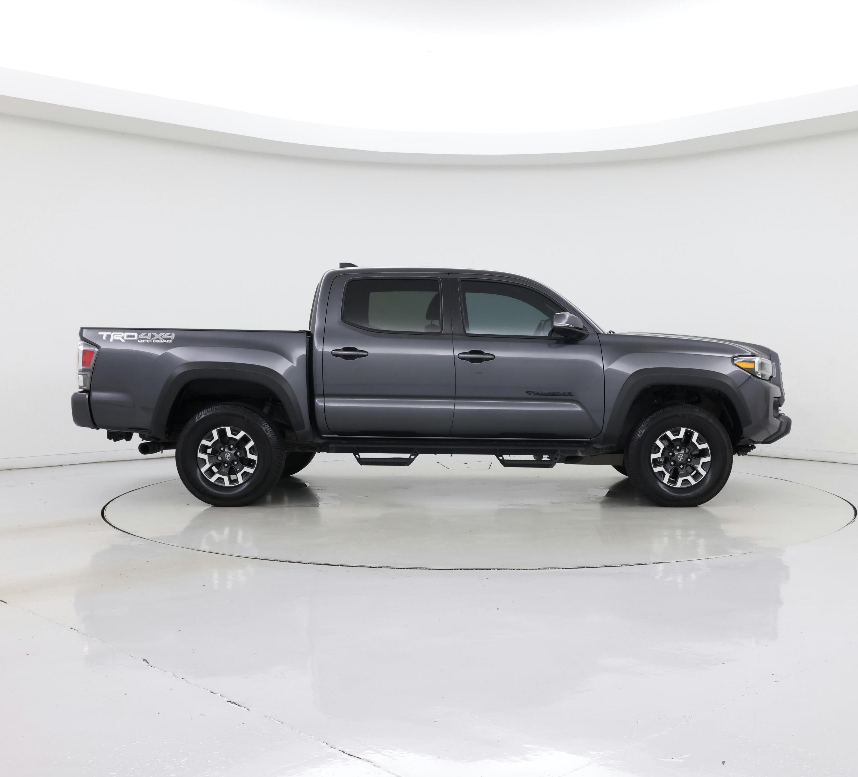 Thumbnail: 2021 Toyota Tacoma - 7