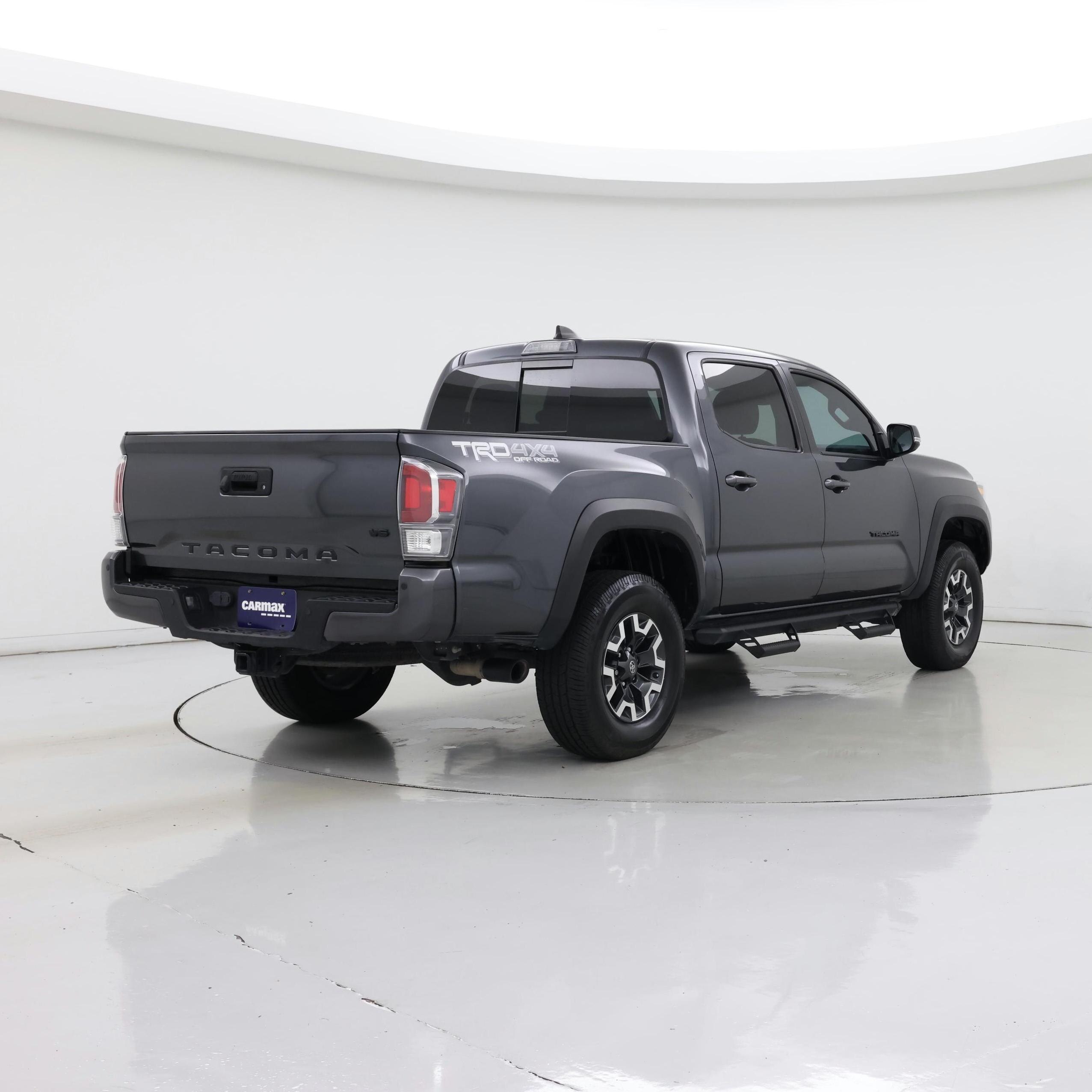 Thumbnail: 2021 Toyota Tacoma - 8
