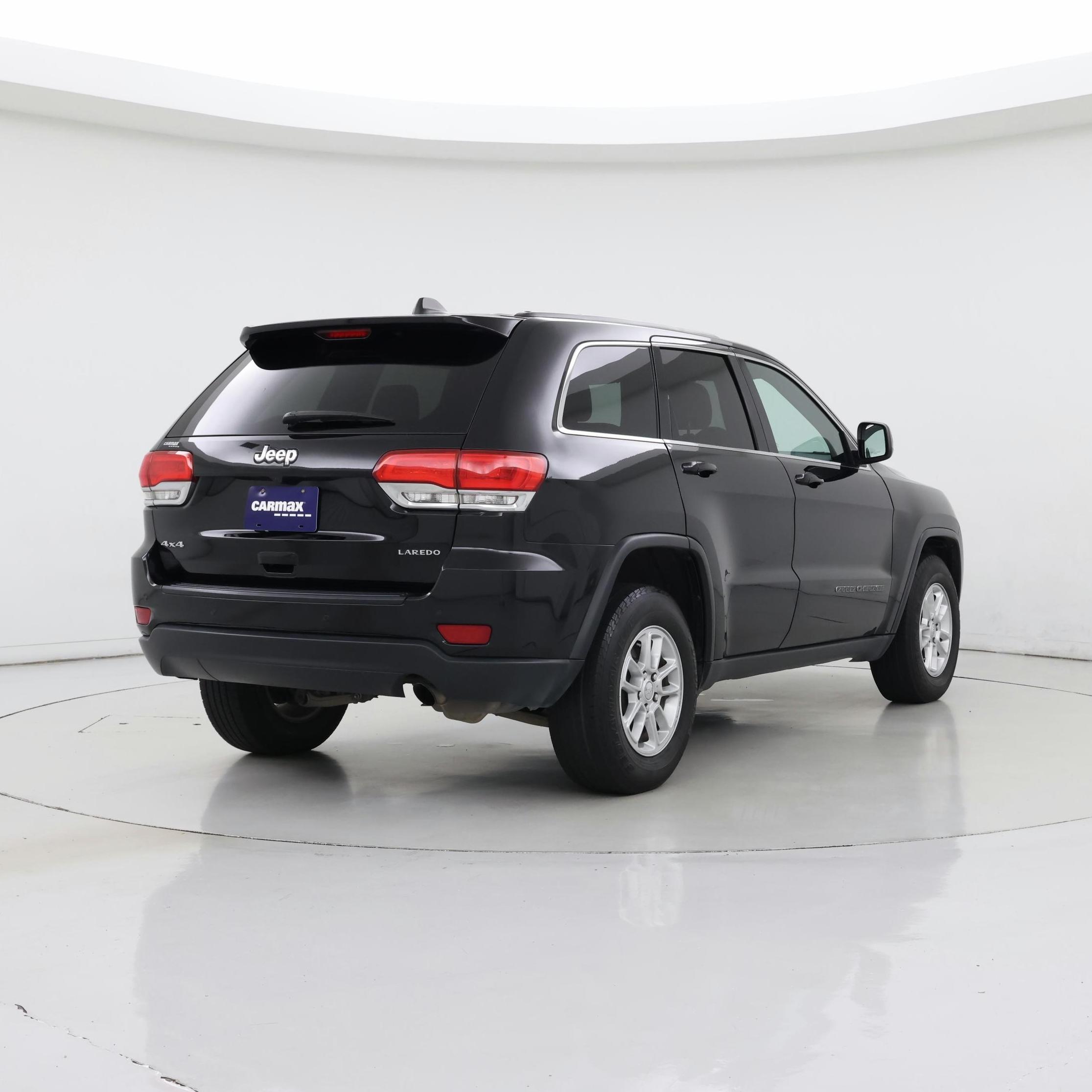 Thumbnail: 2018 Jeep Grand Cherokee - 8