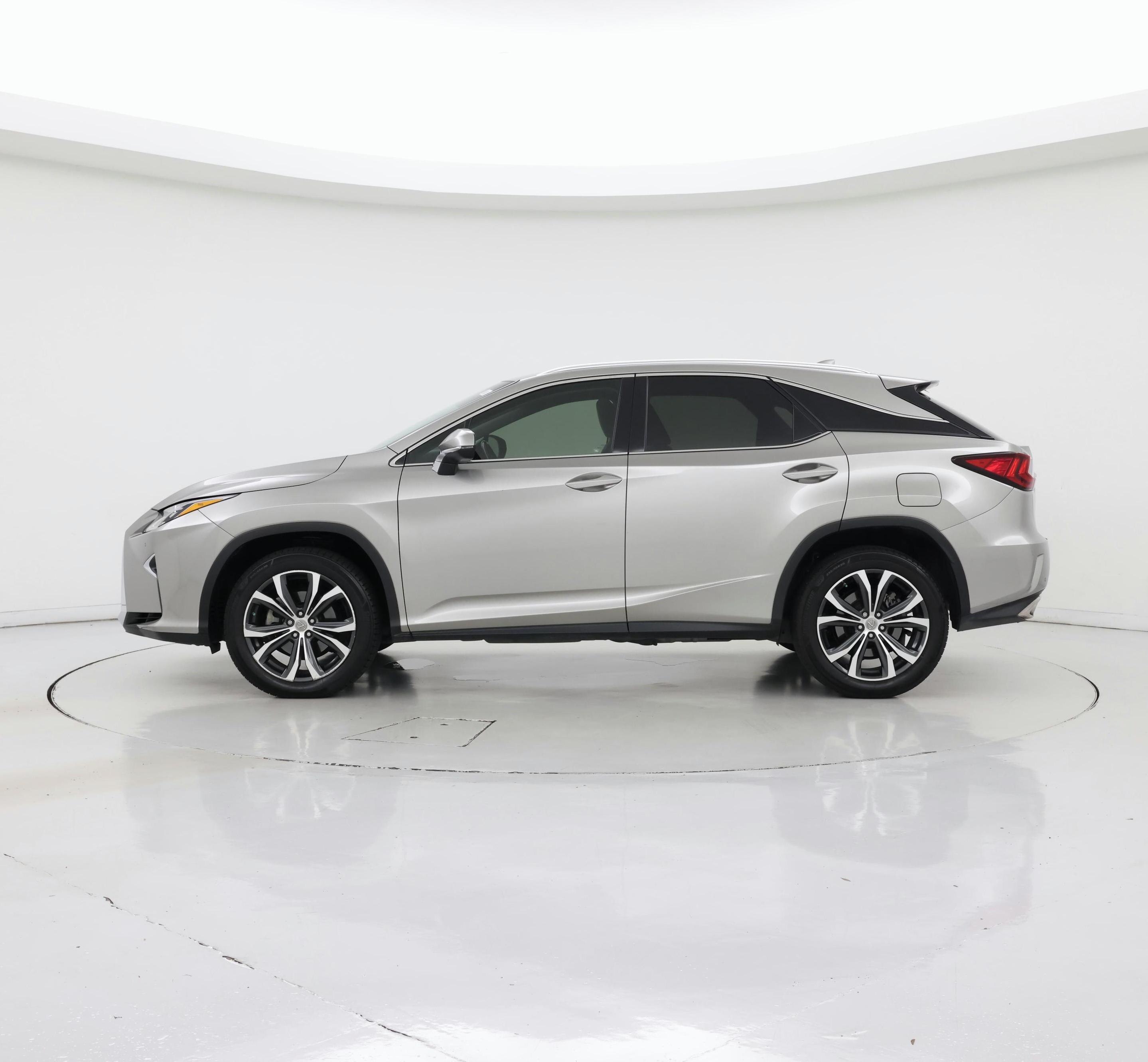 Thumbnail: 2017 Lexus RX - 3