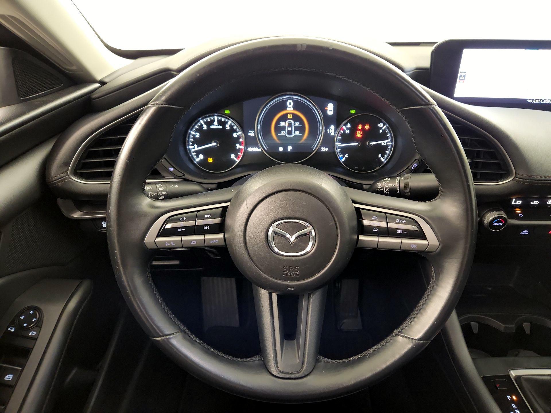 Thumbnail: 2022 Mazda Mazda3 - 10