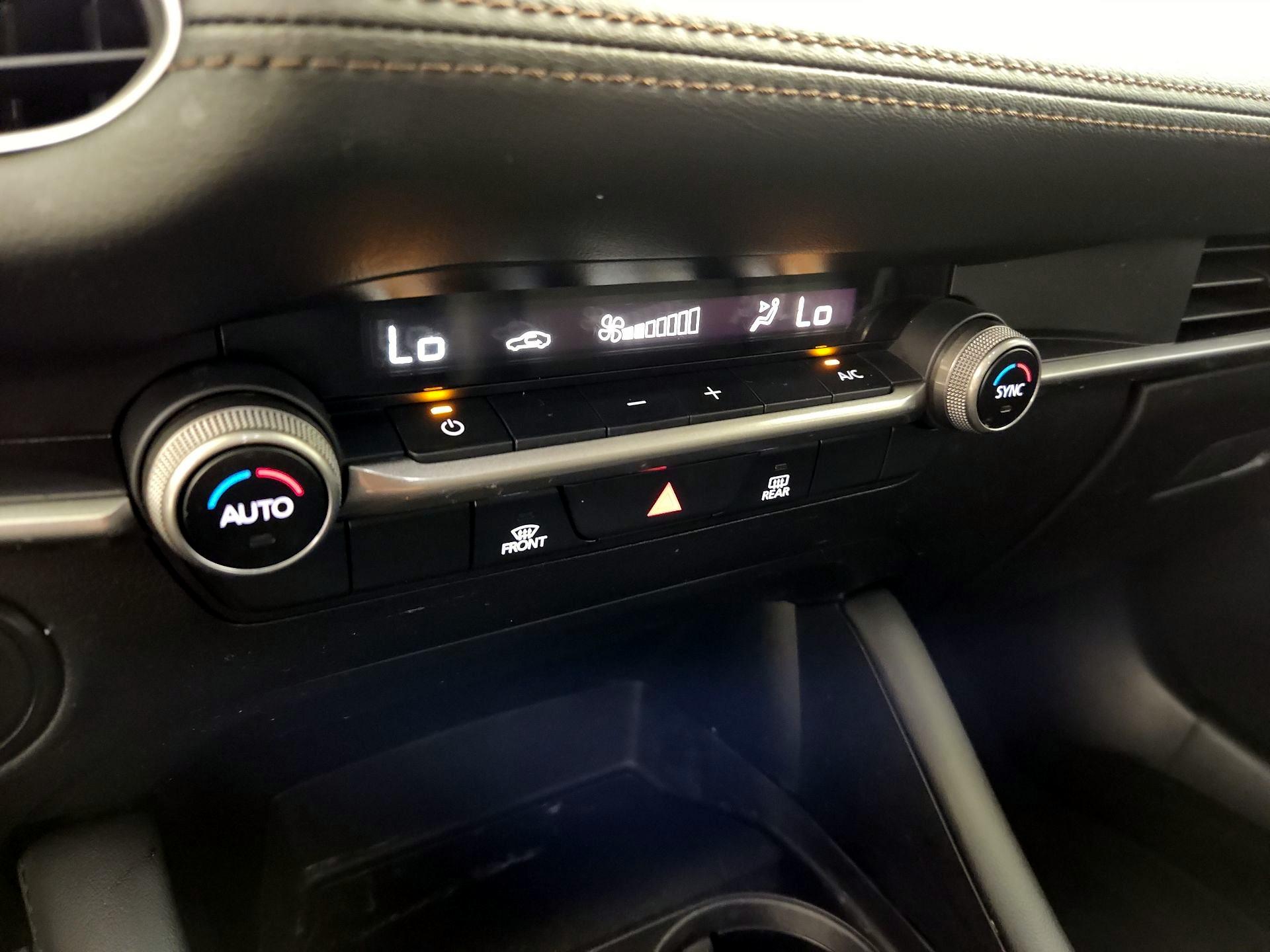 Thumbnail: 2022 Mazda Mazda3 - 17
