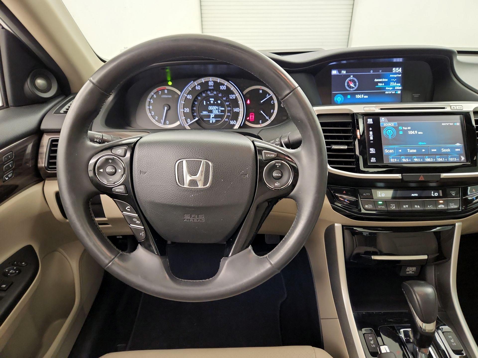 Thumbnail: 2017 Honda Accord - 10