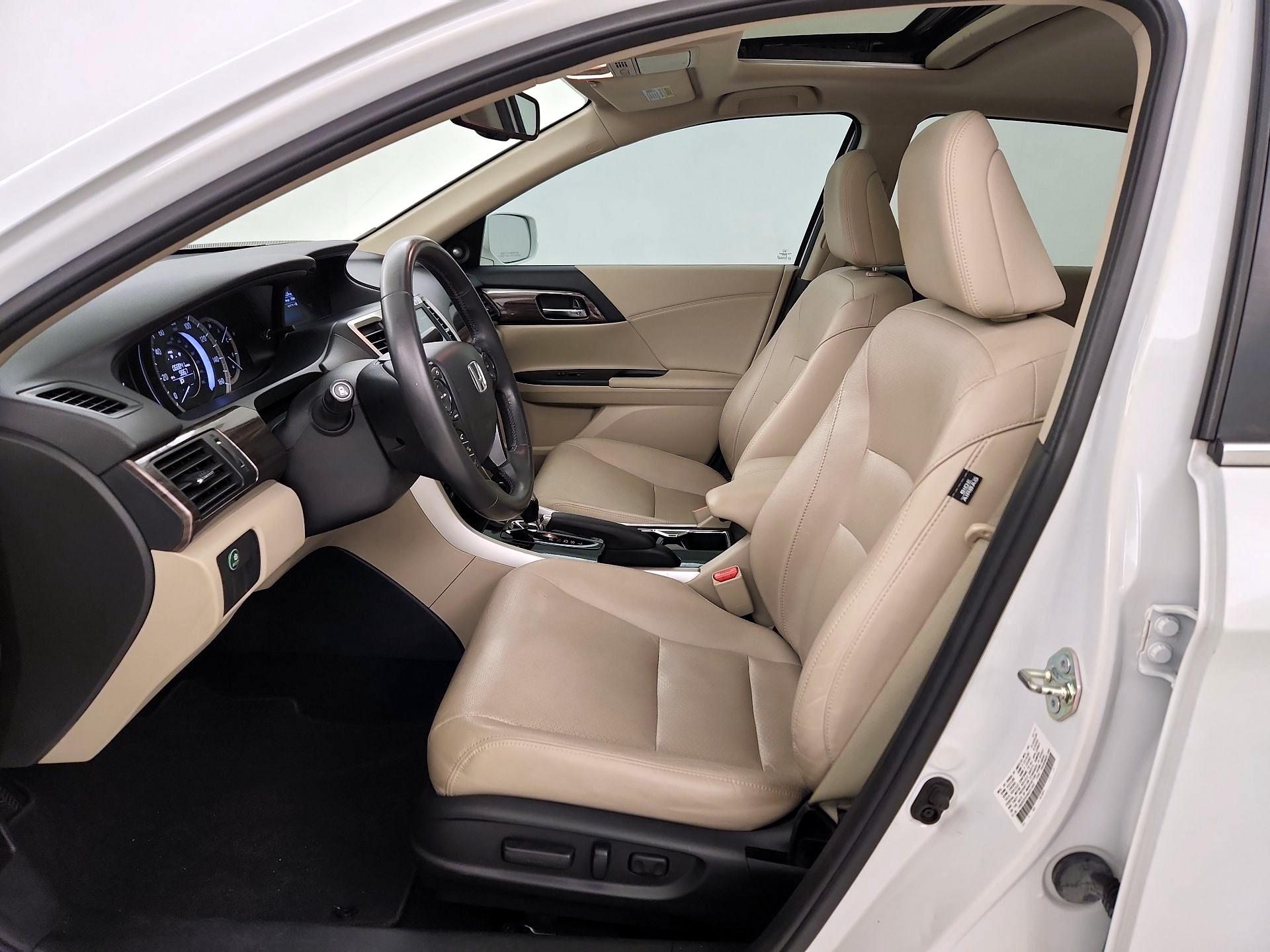 Thumbnail: 2017 Honda Accord - 11