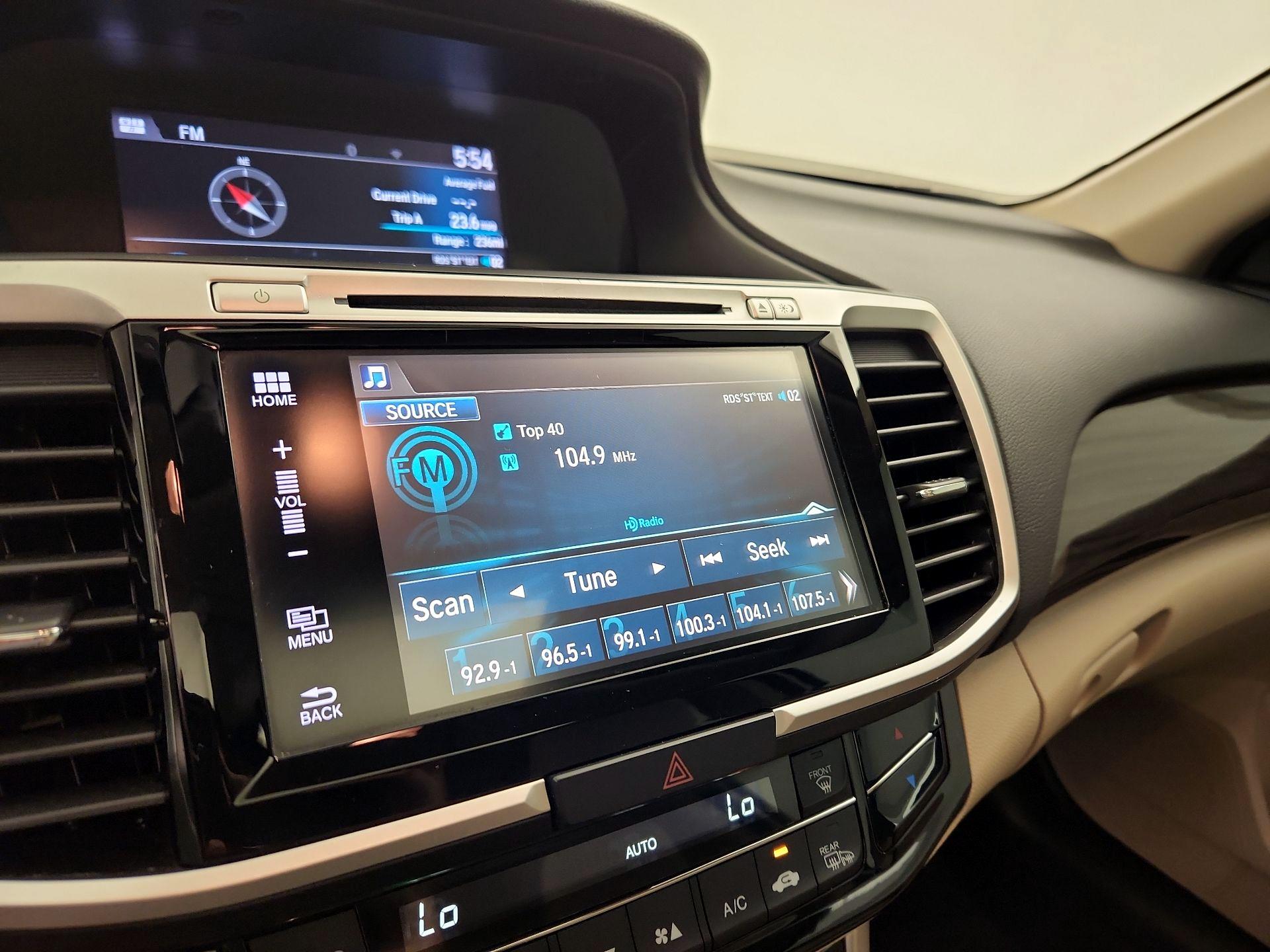 Thumbnail: 2017 Honda Accord - 15