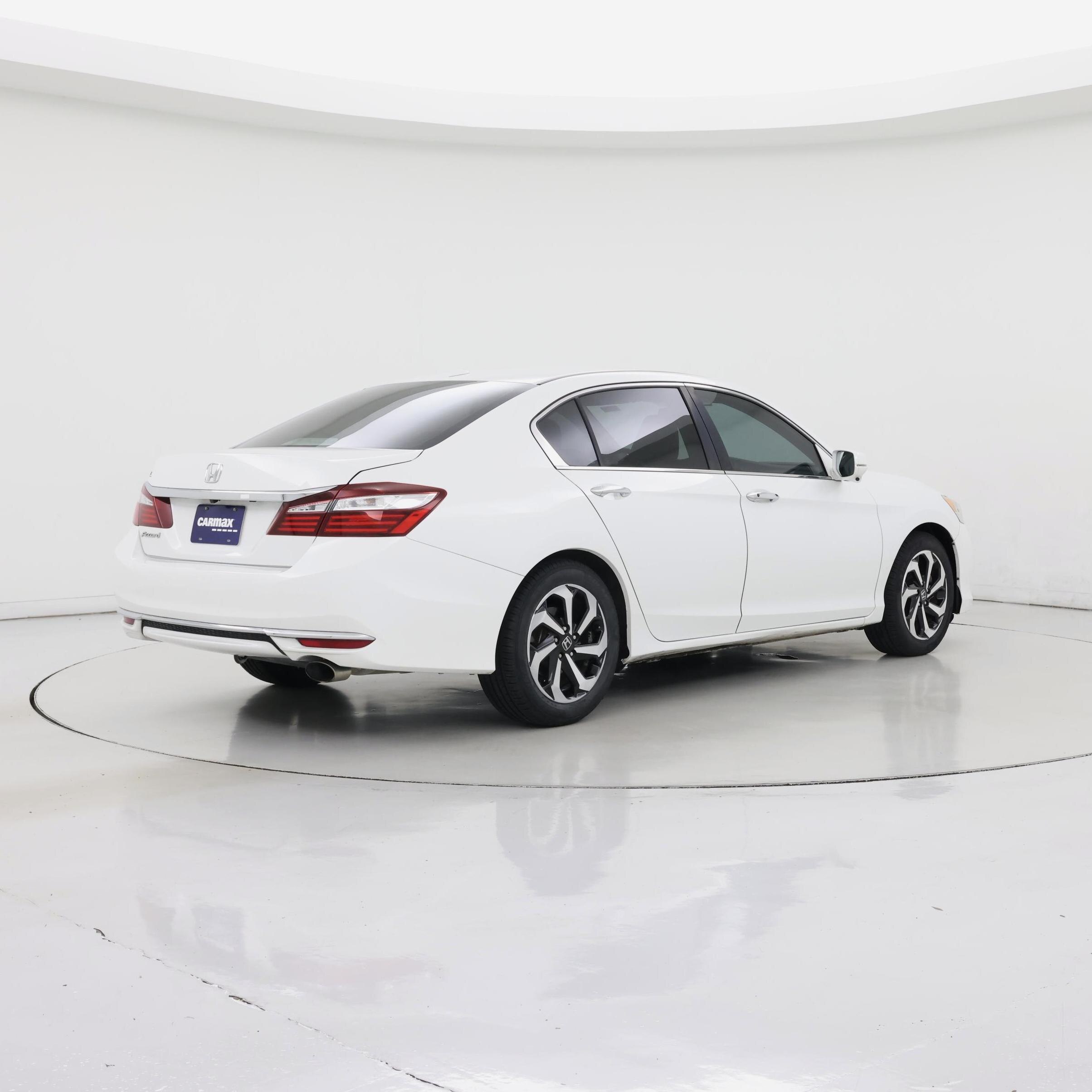 Thumbnail: 2017 Honda Accord - 8