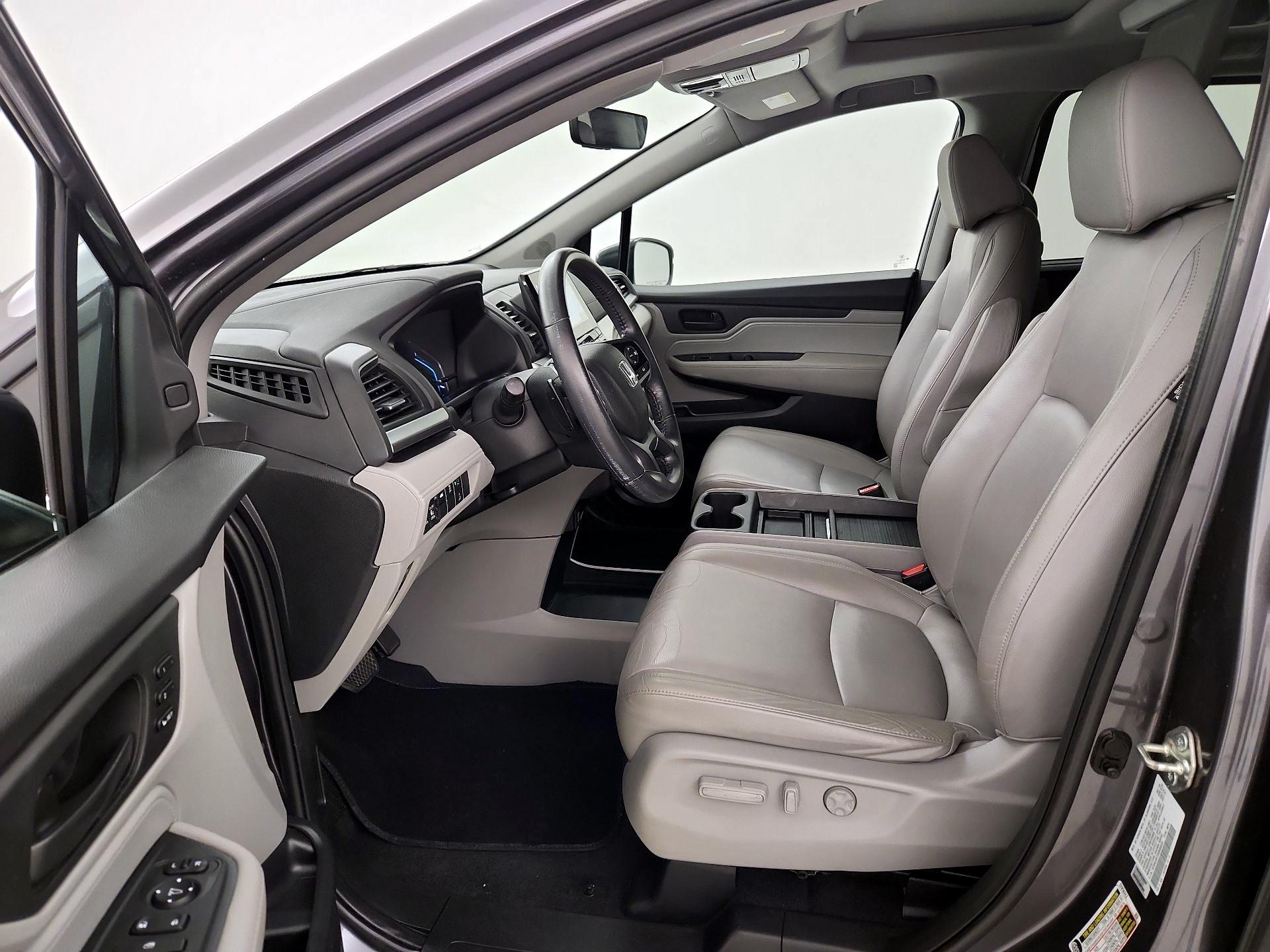 Thumbnail: 2019 Honda Odyssey - 11