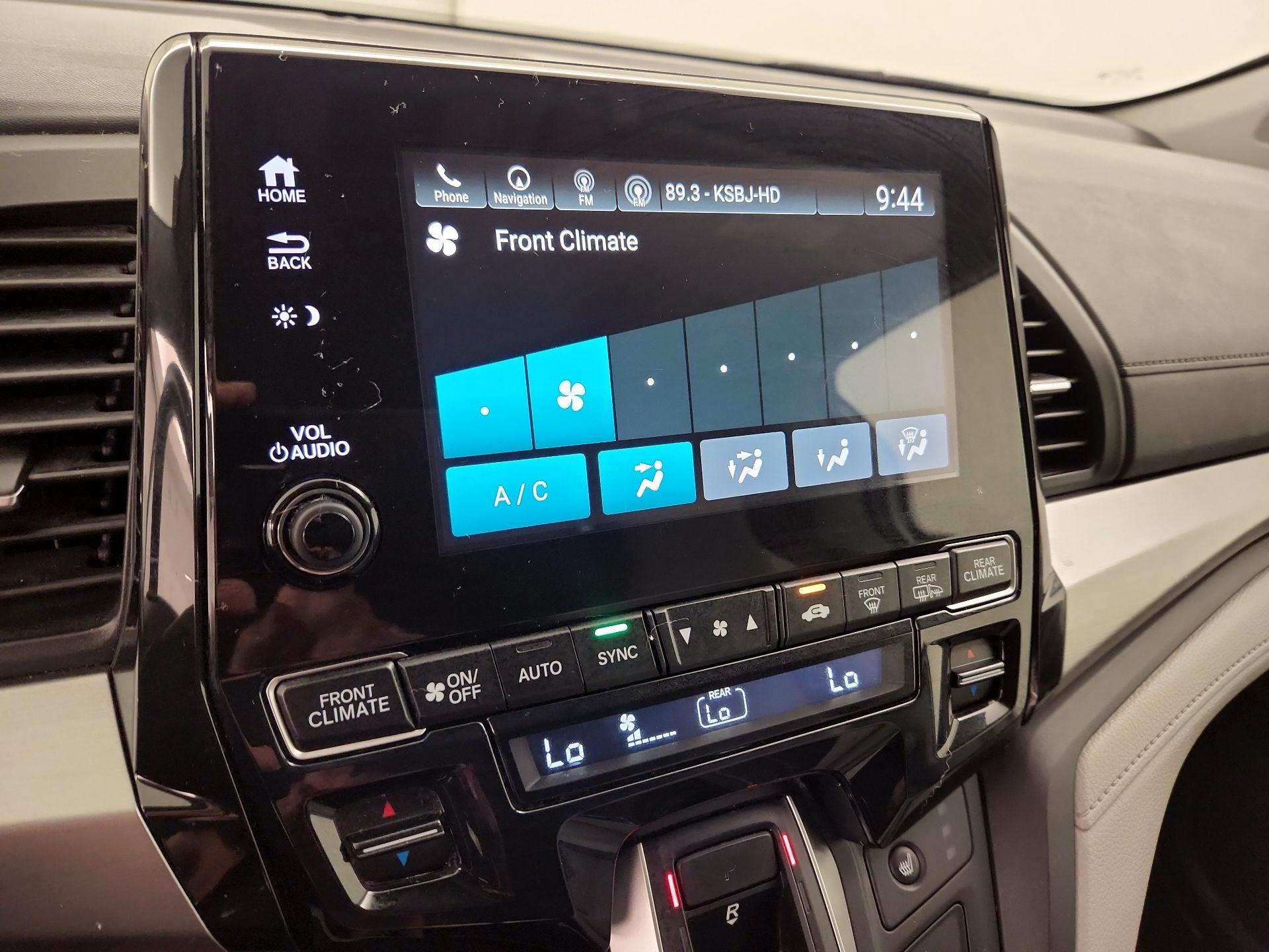 Thumbnail: 2019 Honda Odyssey - 17