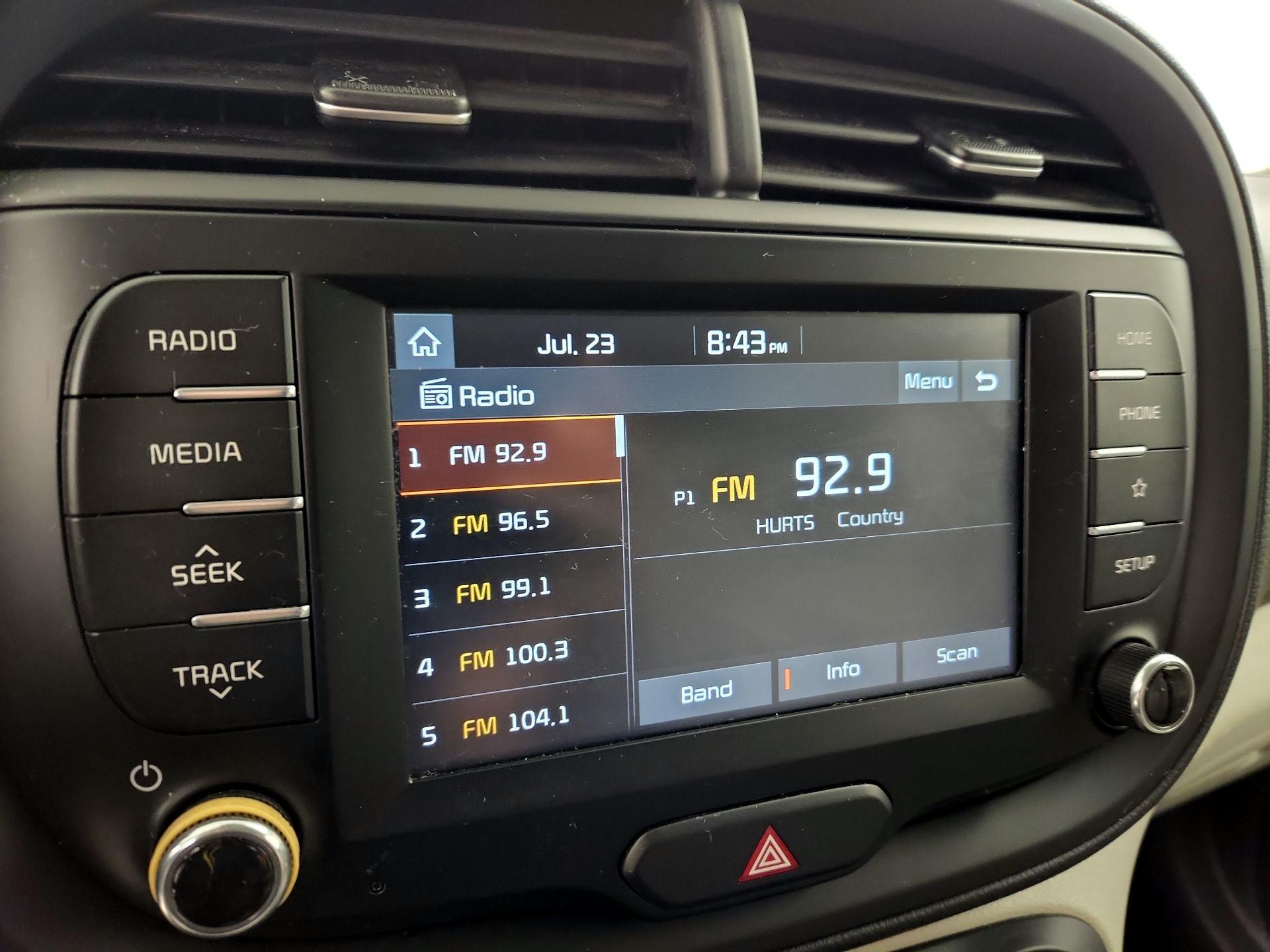 Thumbnail: 2020 Kia Soul - 15