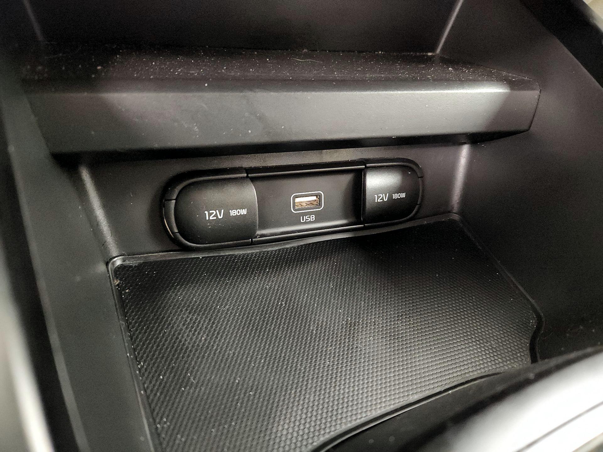 Thumbnail: 2020 Kia Soul - 18