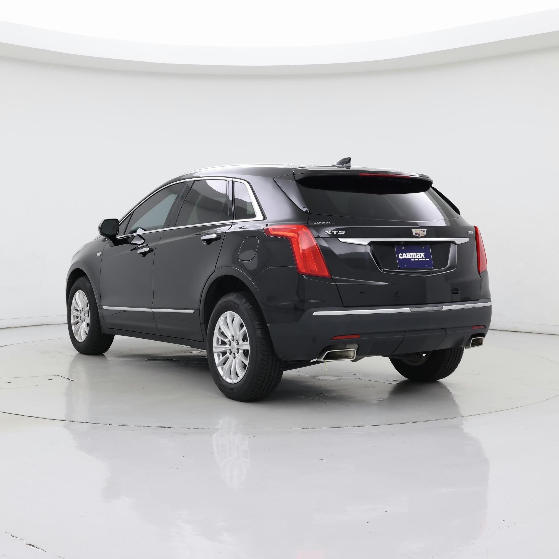 Thumbnail: 2019 Cadillac XT5 - 2
