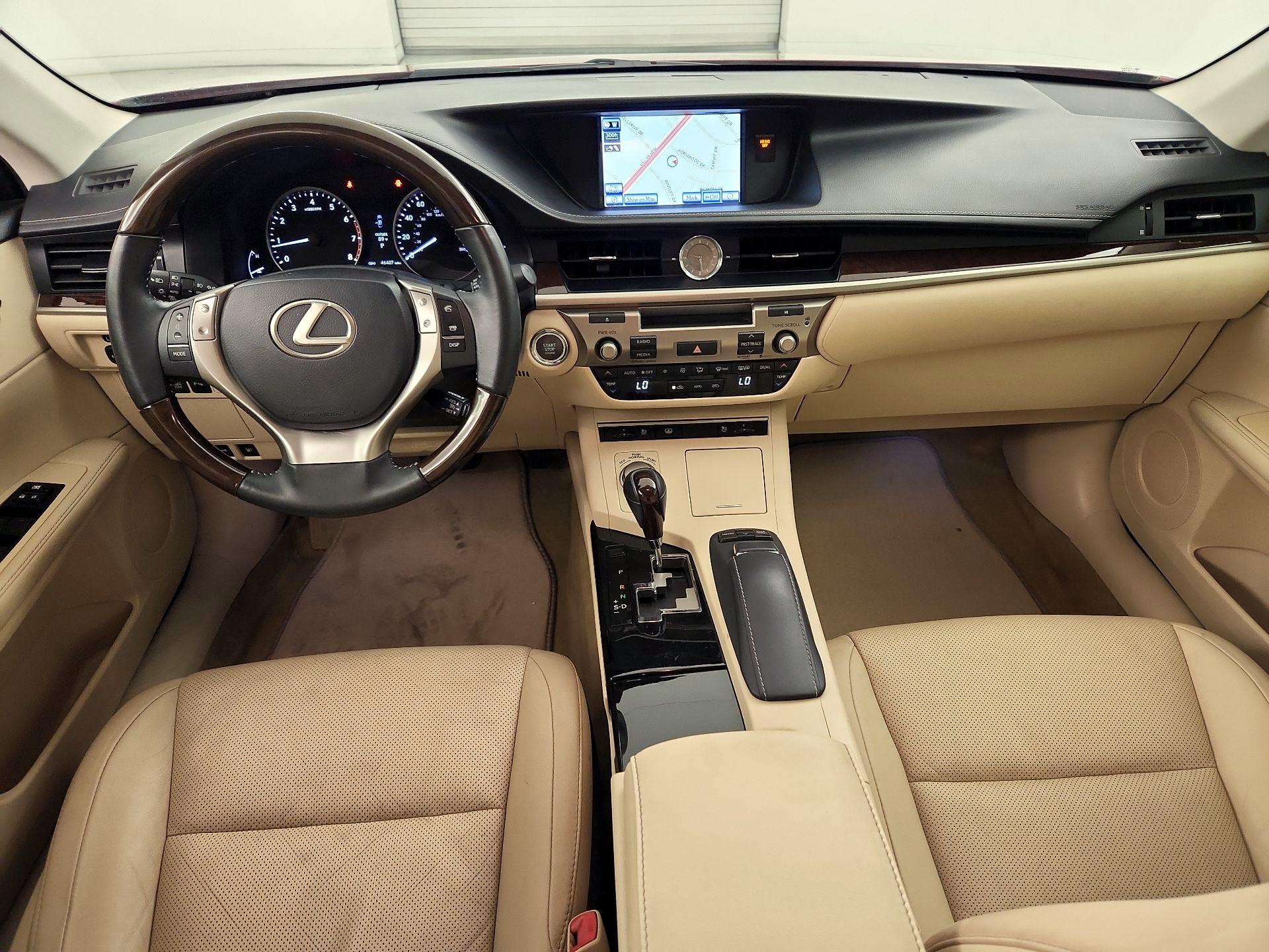 Thumbnail: 2014 Lexus ES - 9