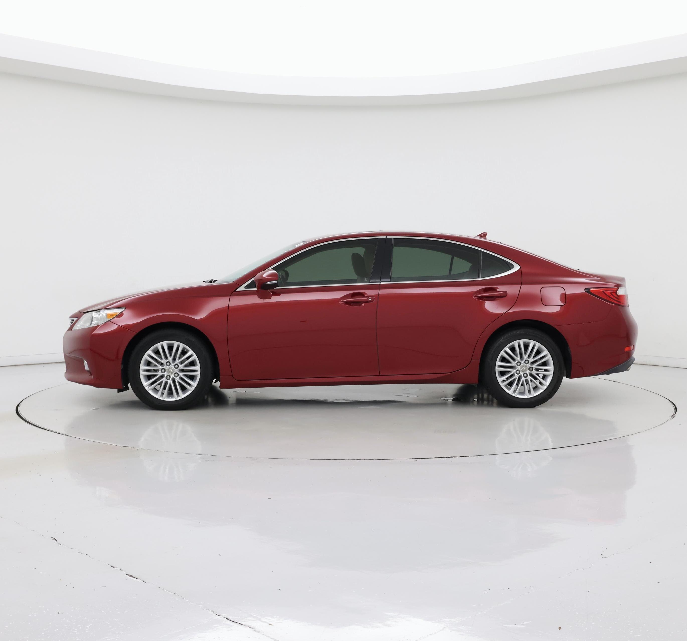 Thumbnail: 2014 Lexus ES - 3