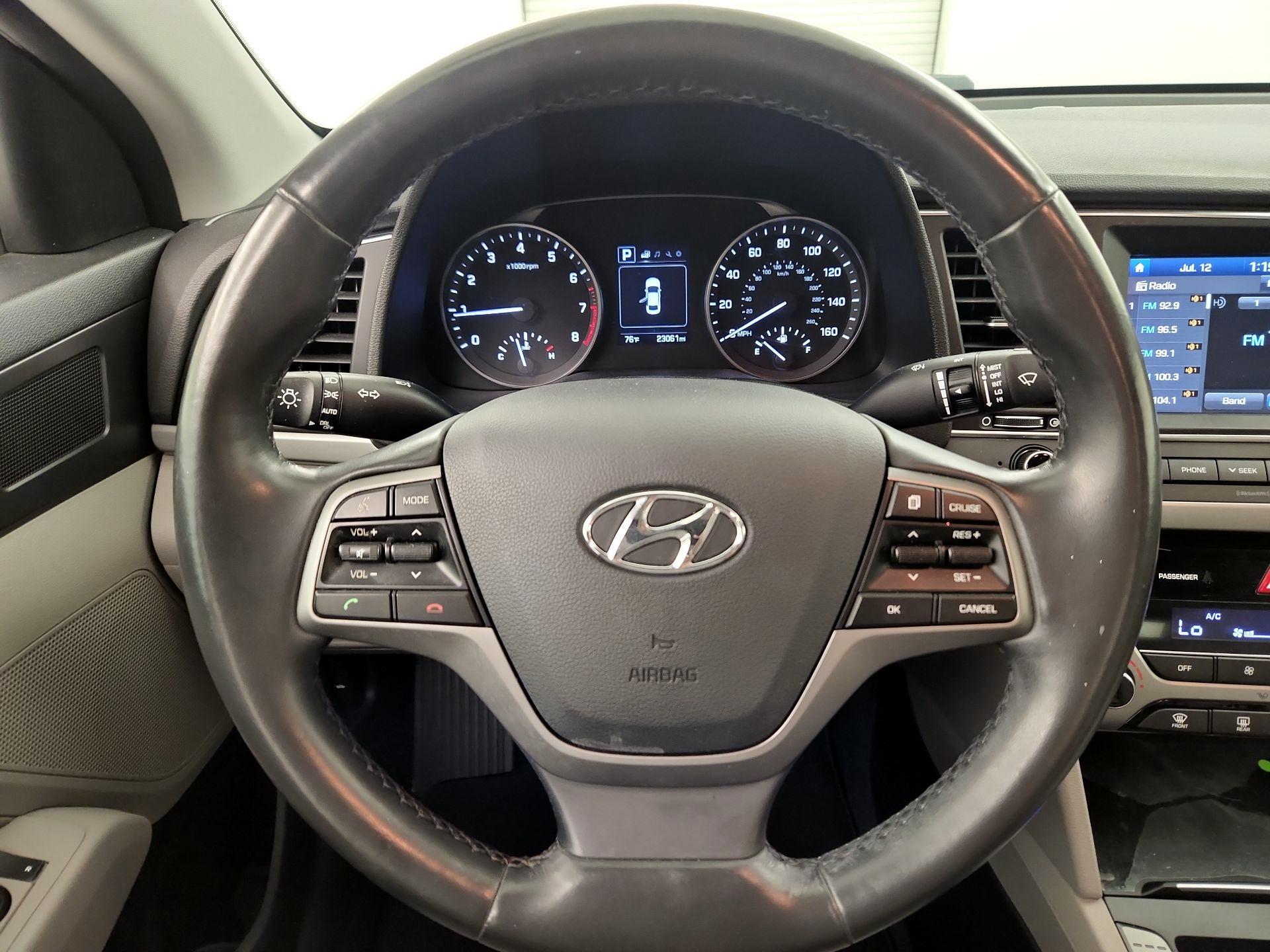 Thumbnail: 2018 Hyundai Elantra - 10
