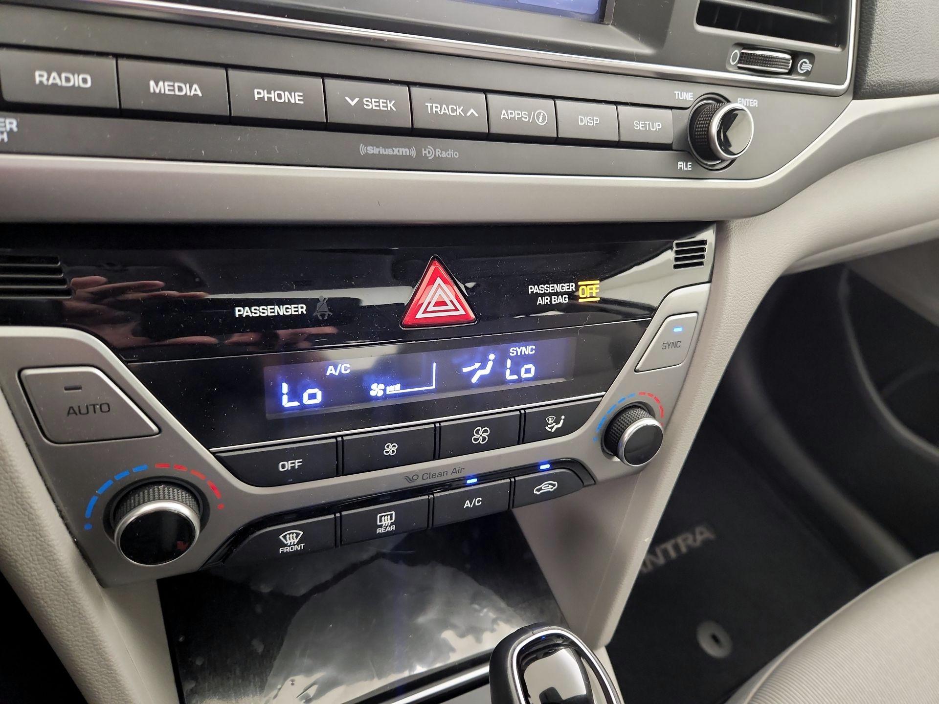 Thumbnail: 2018 Hyundai Elantra - 16