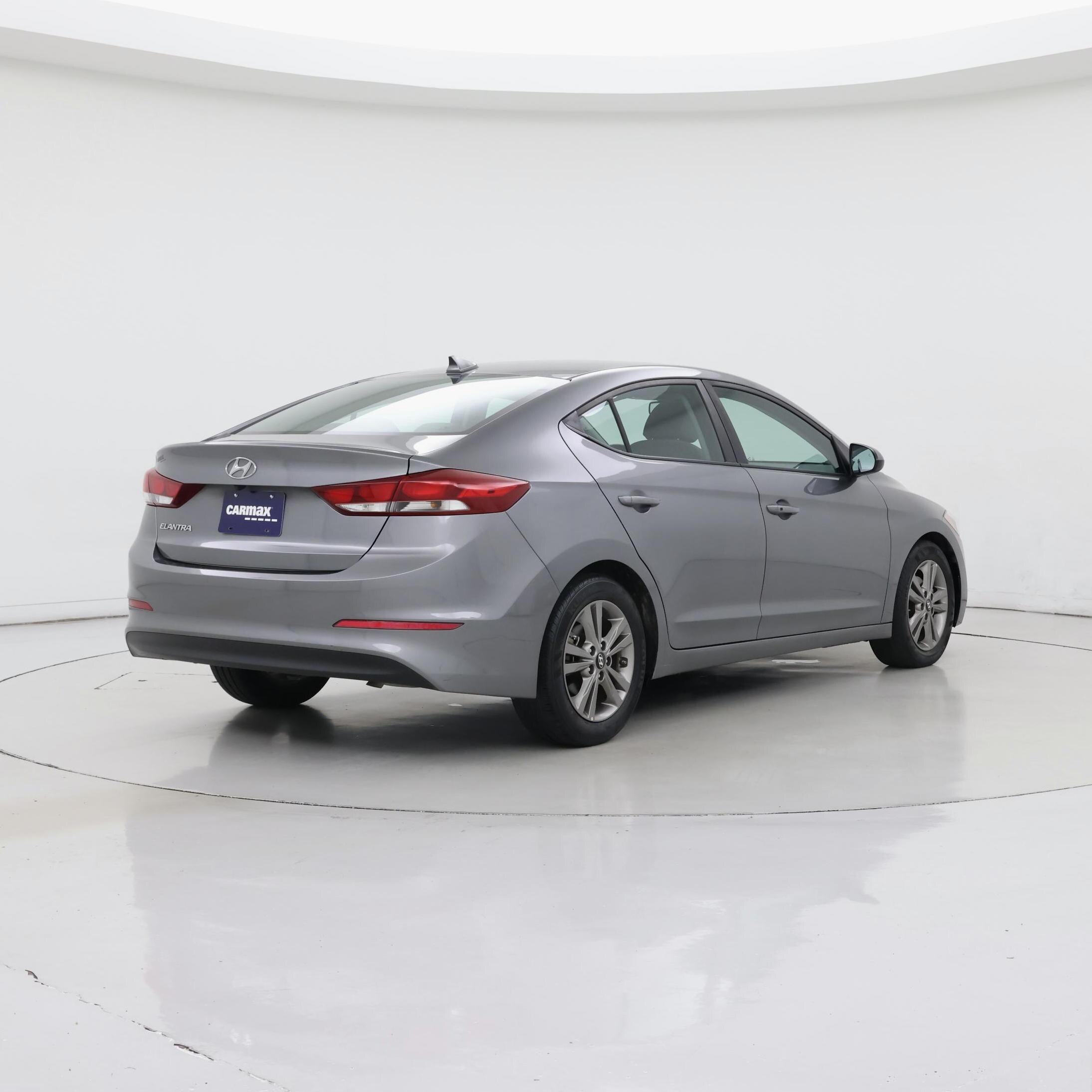 Thumbnail: 2018 Hyundai Elantra - 8