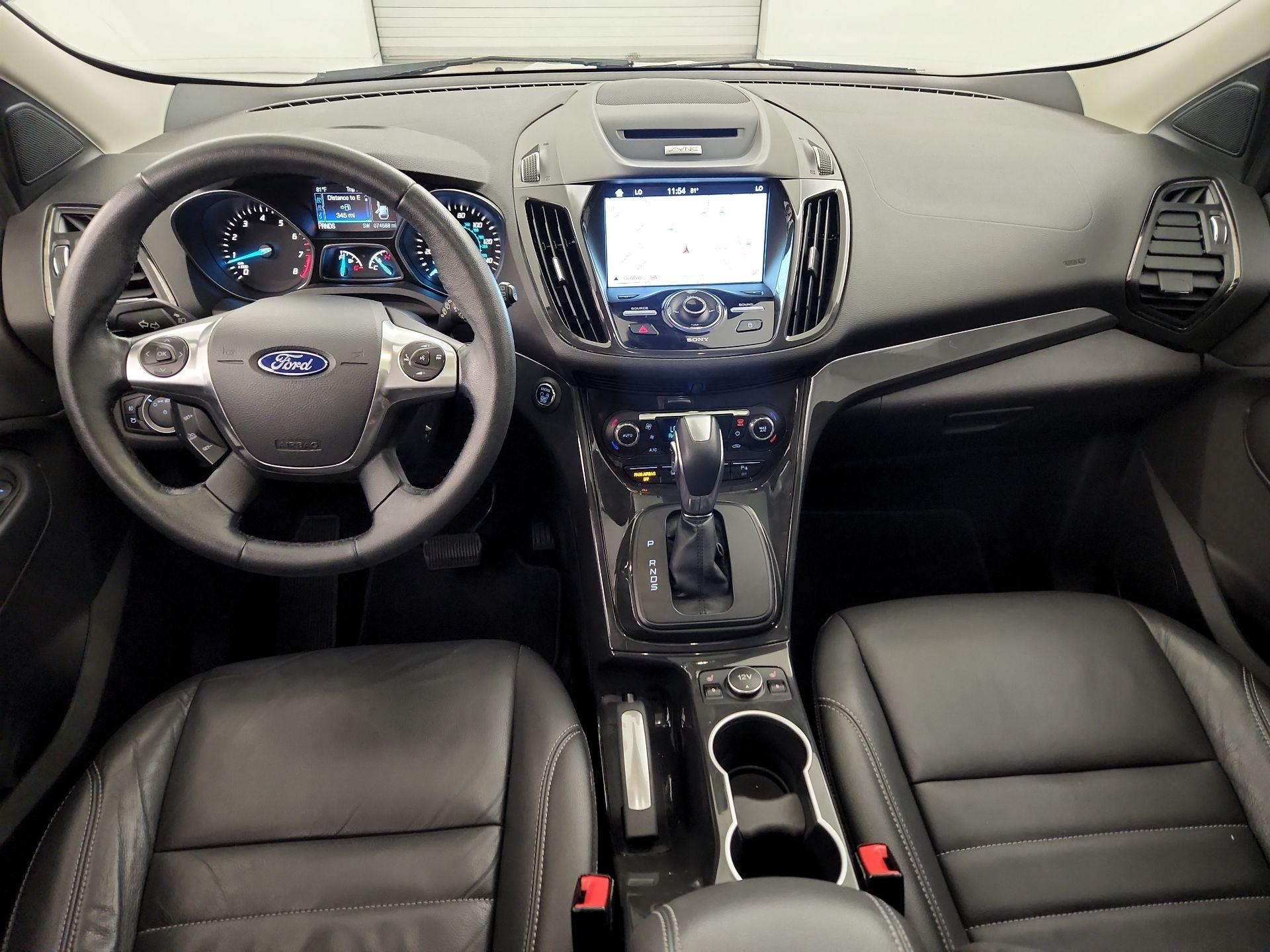 Thumbnail: 2016 Ford Escape - 9