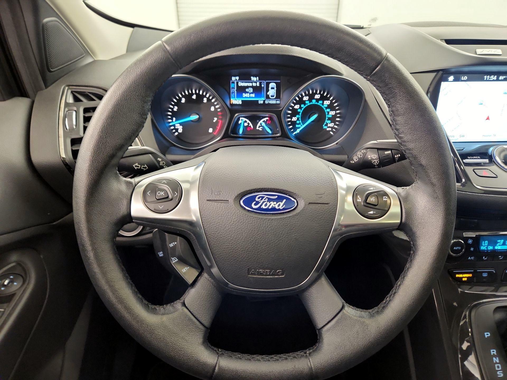 Thumbnail: 2016 Ford Escape - 10