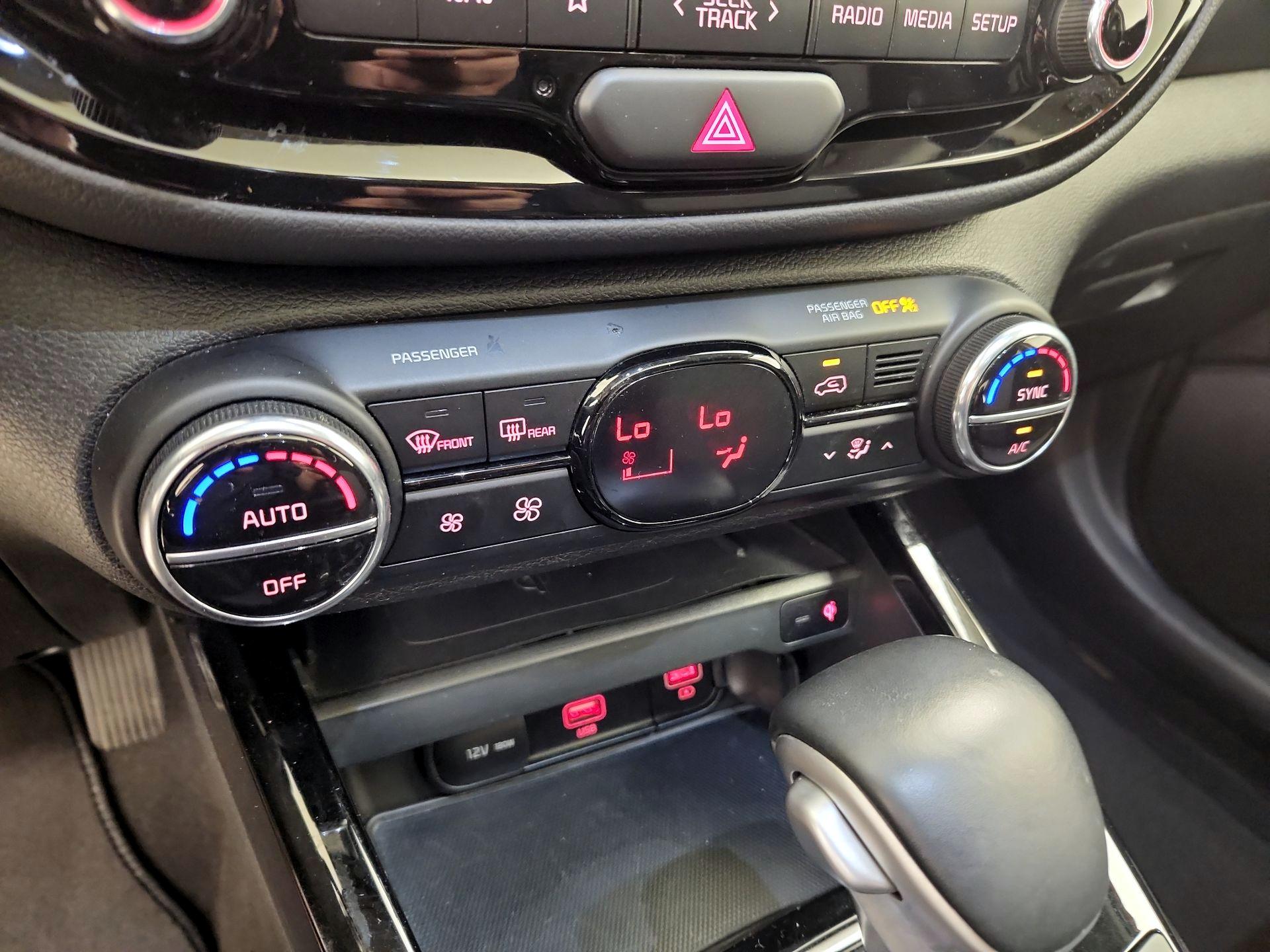 Thumbnail: 2022 Kia Soul - 17