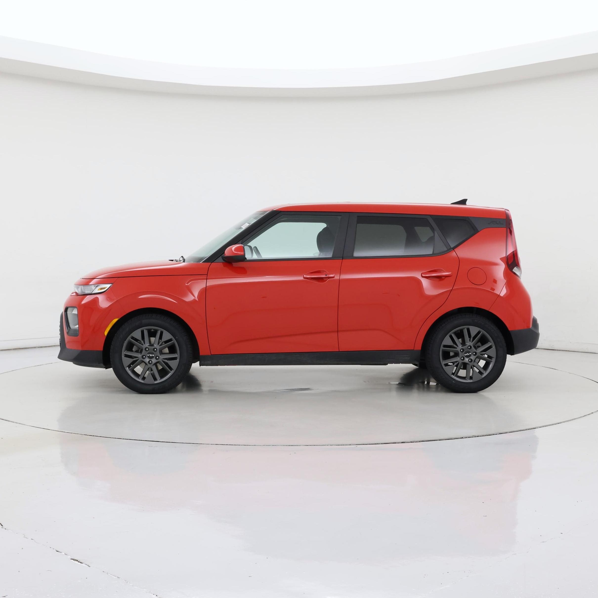 Thumbnail: 2022 Kia Soul - 3