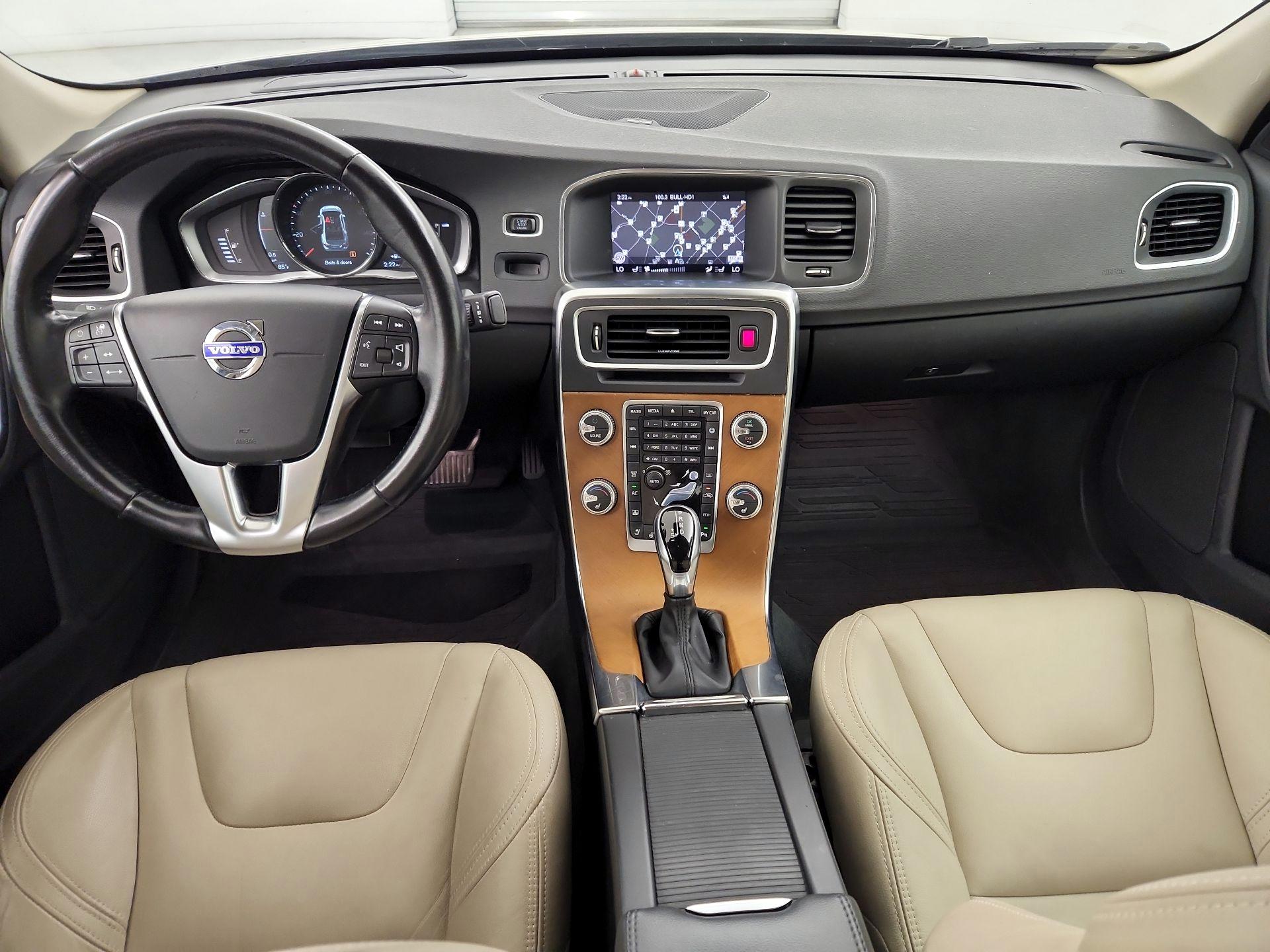 Thumbnail: 2018 Volvo S60 - 9