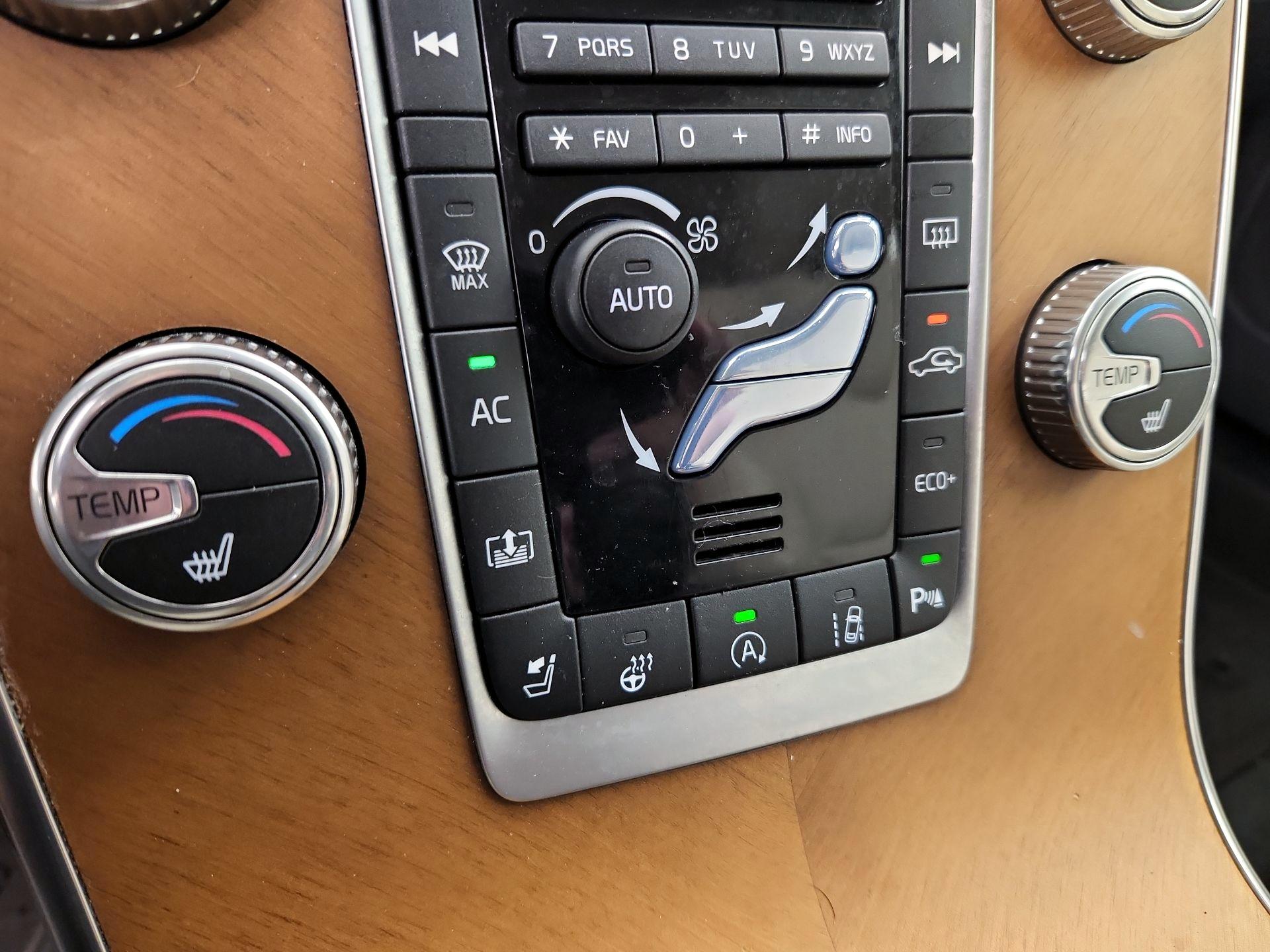 Thumbnail: 2018 Volvo S60 - 17
