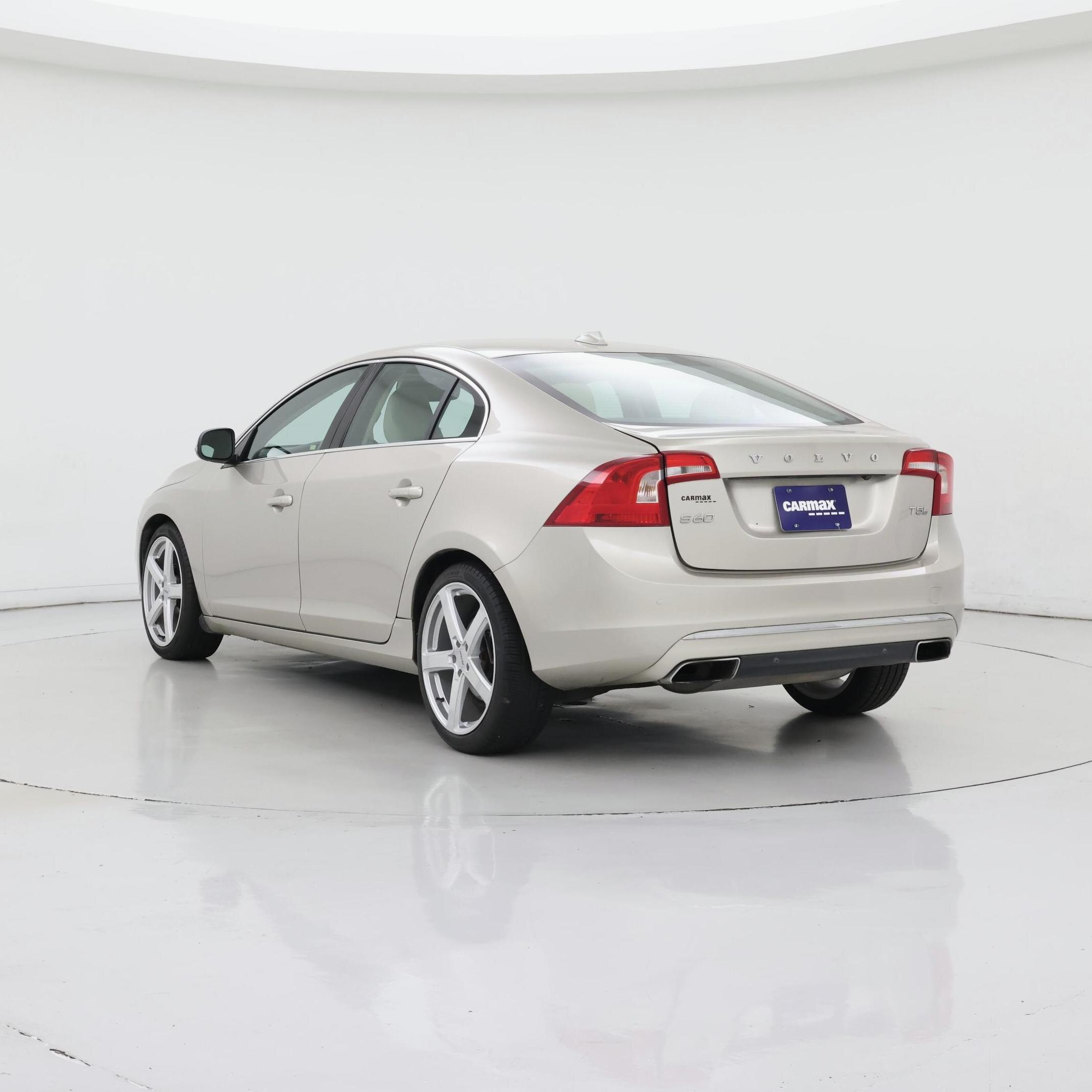 Thumbnail: 2018 Volvo S60 - 2