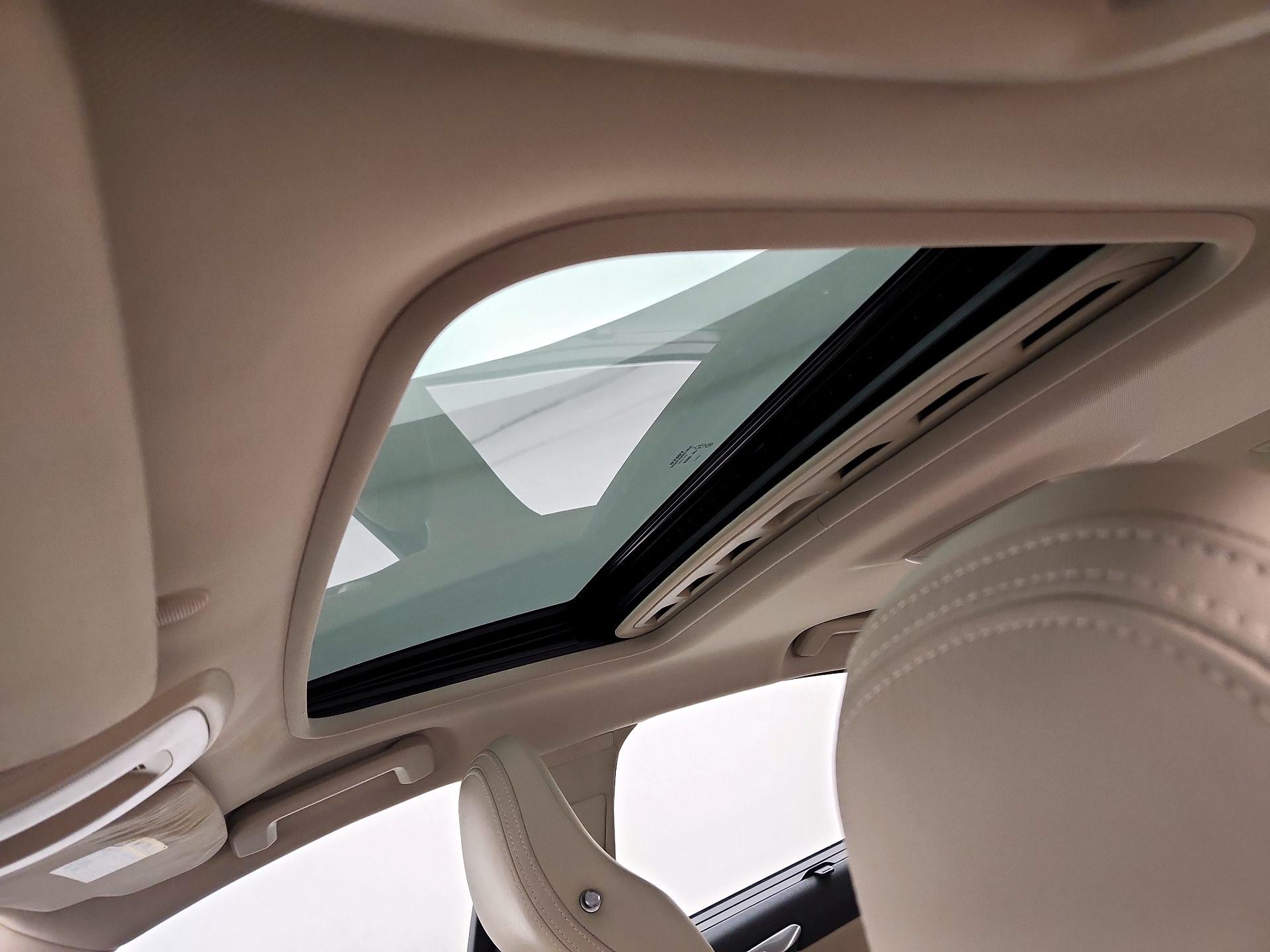 Thumbnail: 2018 Volvo S60 - 20
