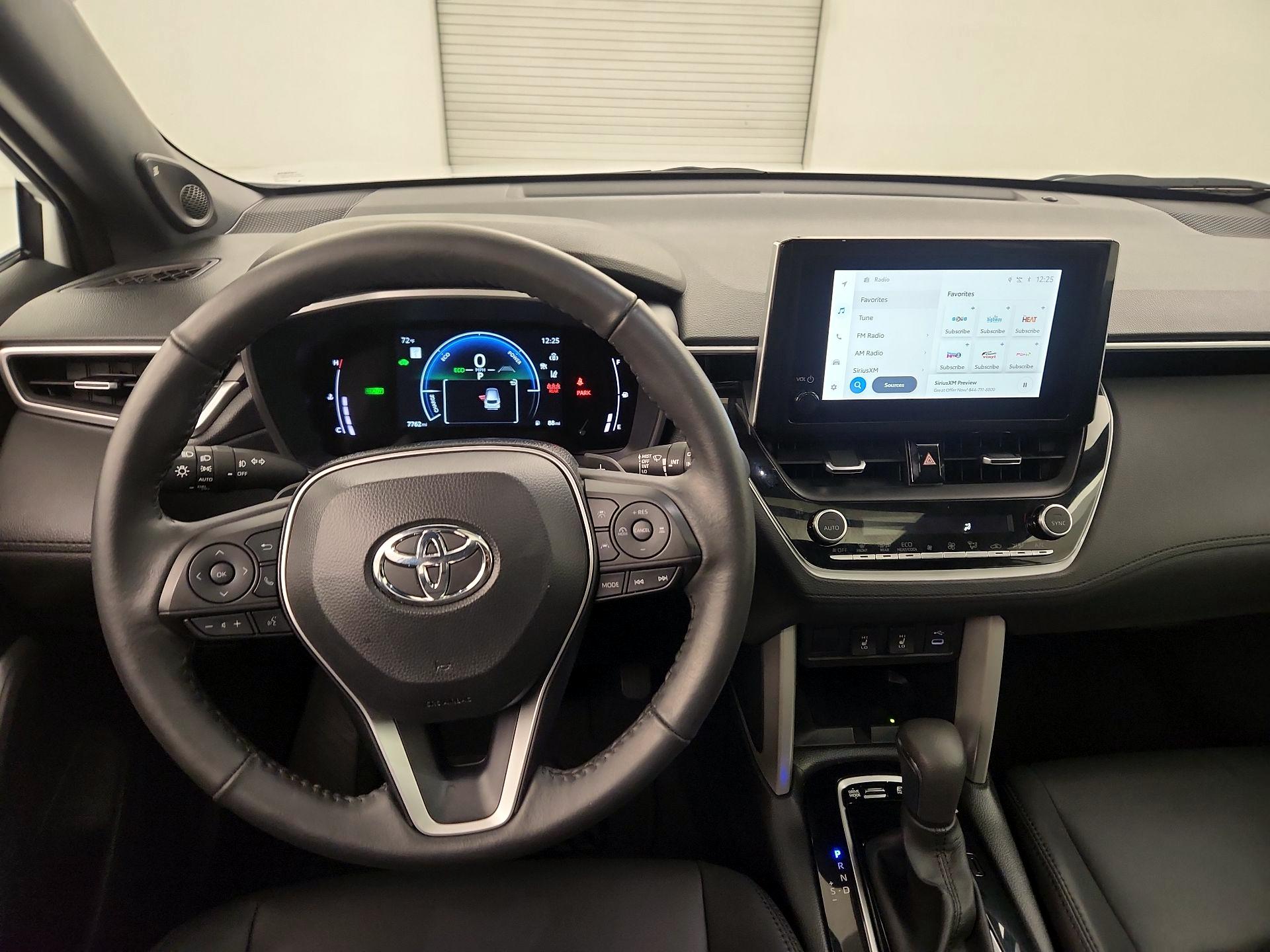 Thumbnail: 2024 Toyota Corolla Cross - 10