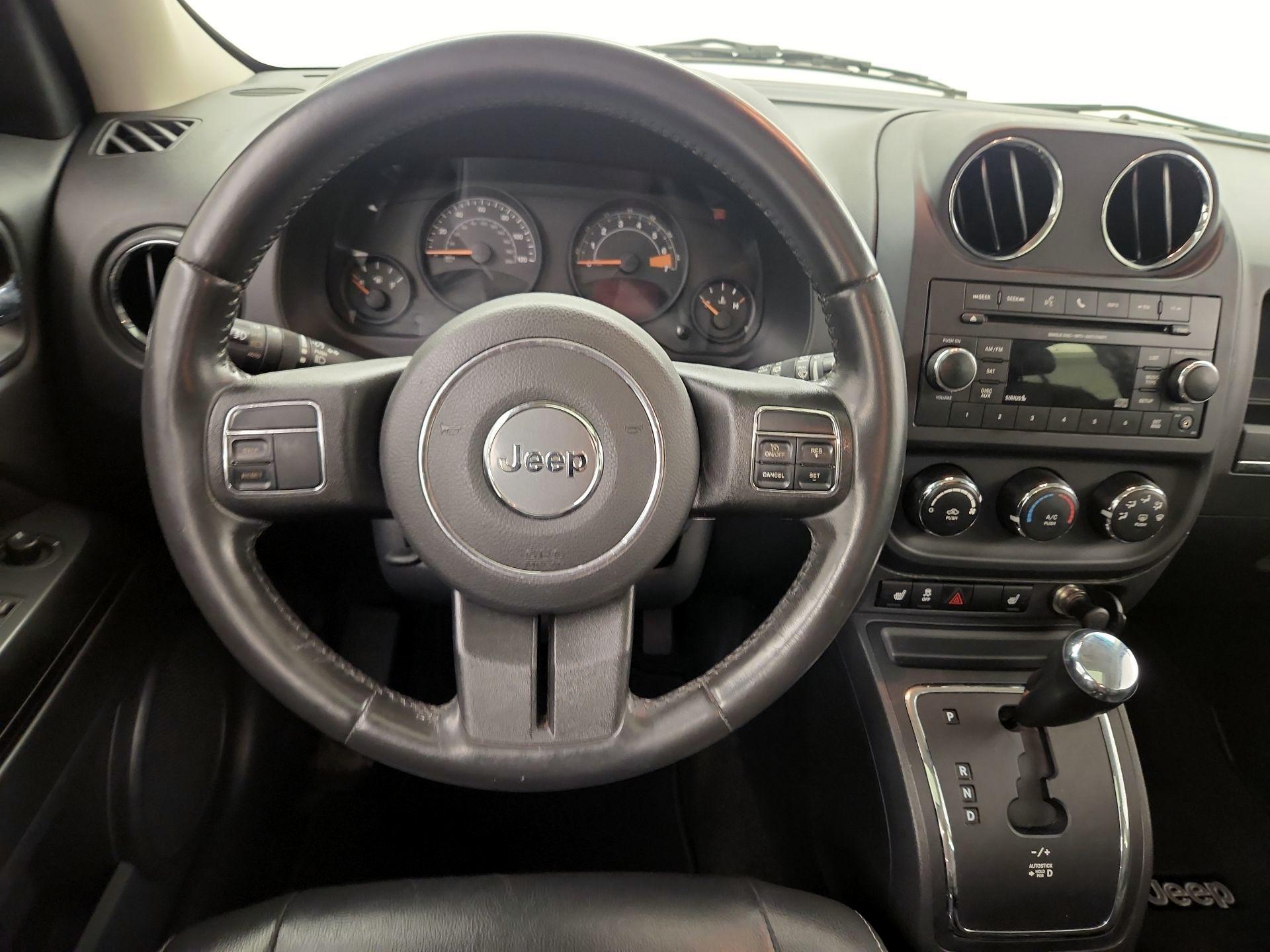 Thumbnail: 2016 Jeep Patriot - 10
